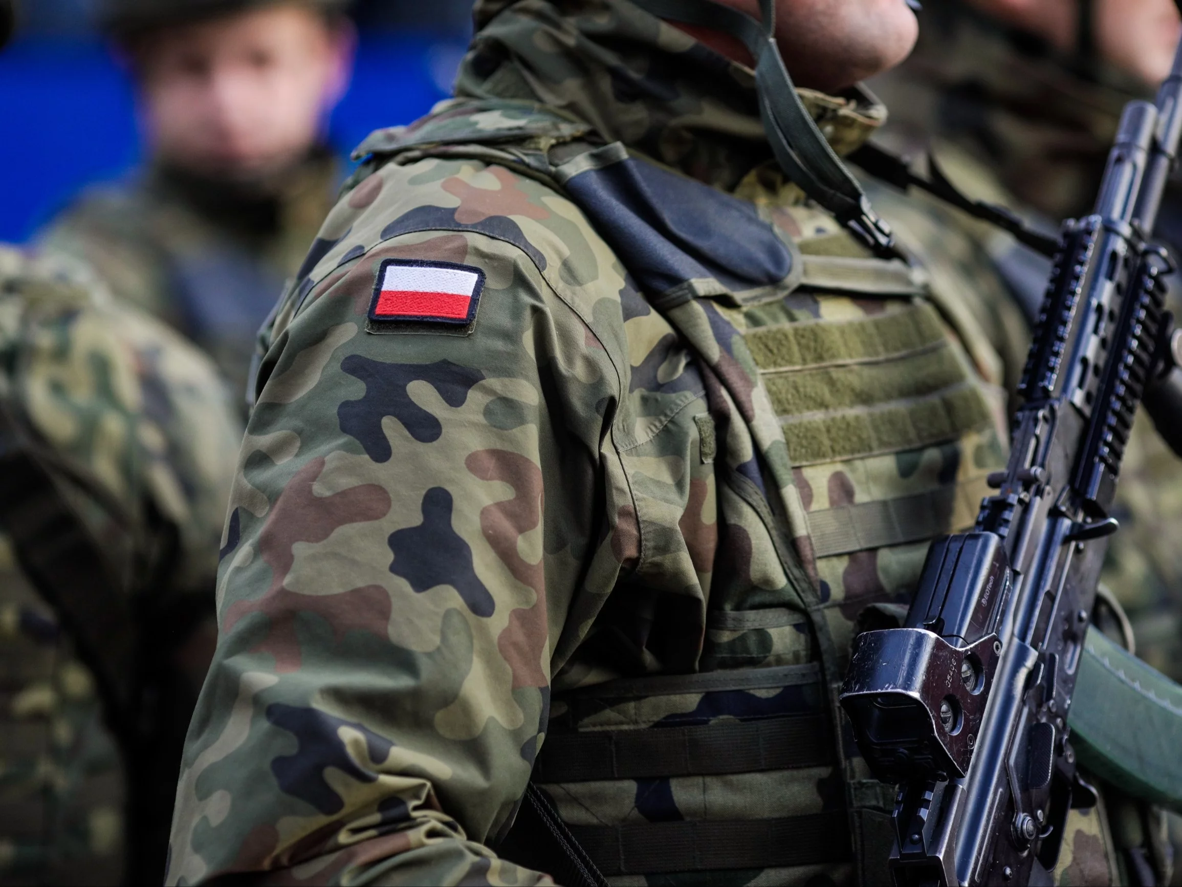 Powrót obowiązkowej służby wojskowej? Zaskakujący zwrot w najnowszym sondażu