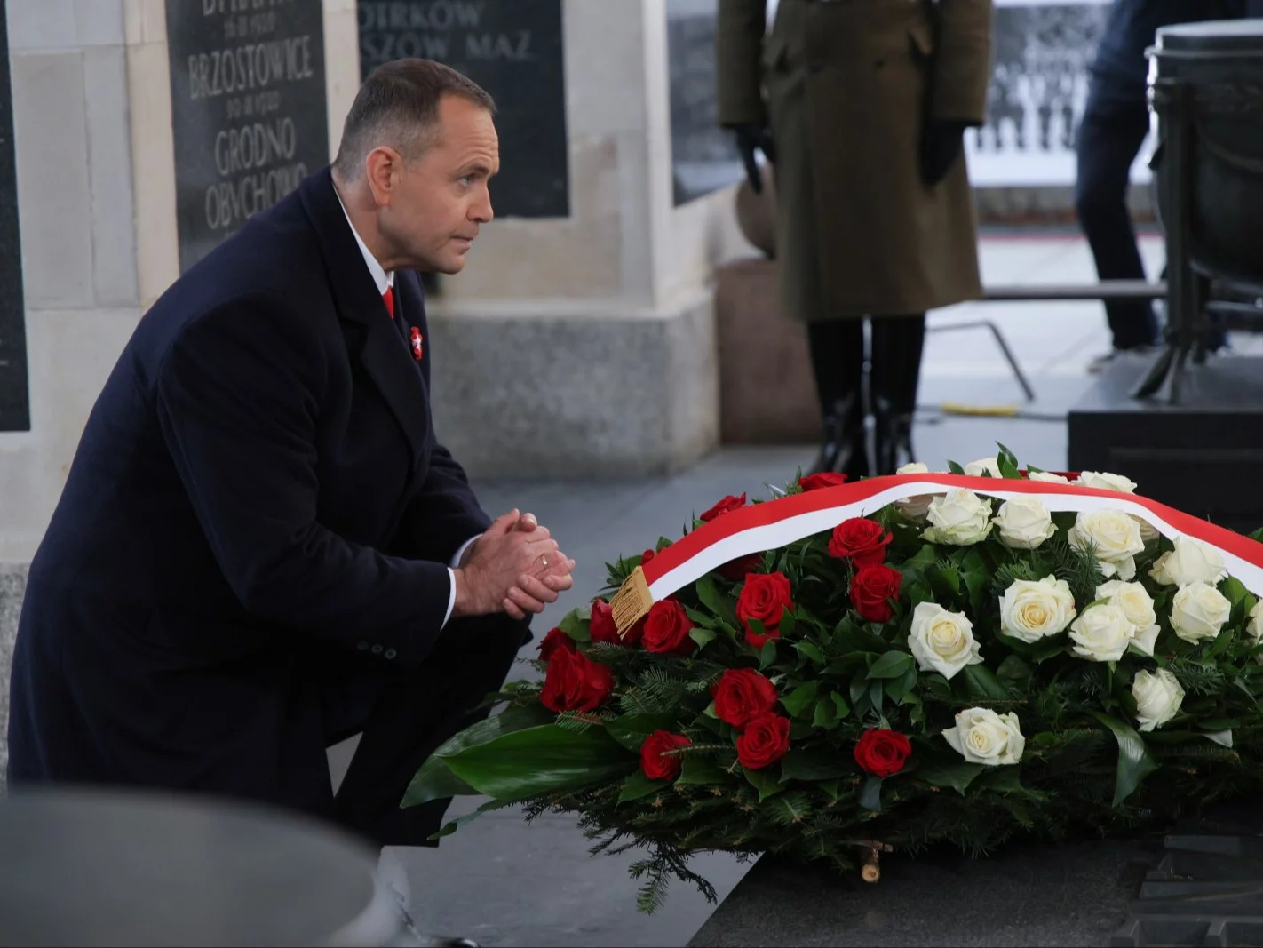 Prezydent wręczył awanse generalskie. „Nie pozwolę, byśmy stali się pawiem i papugą narodów”