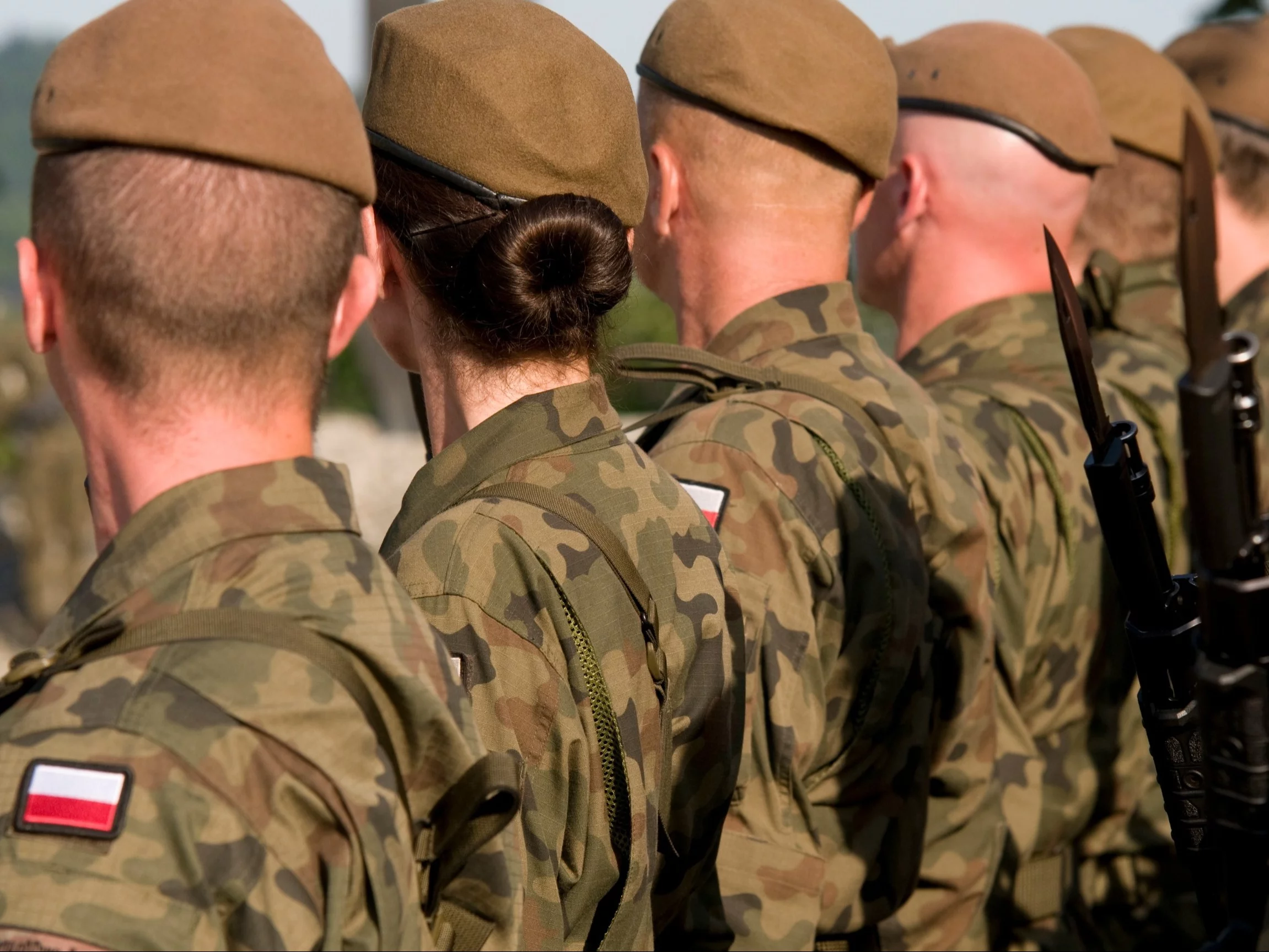 Te osoby otrzymają wezwanie na komisję wojskową. Nie tylko młodzi mężczyźni