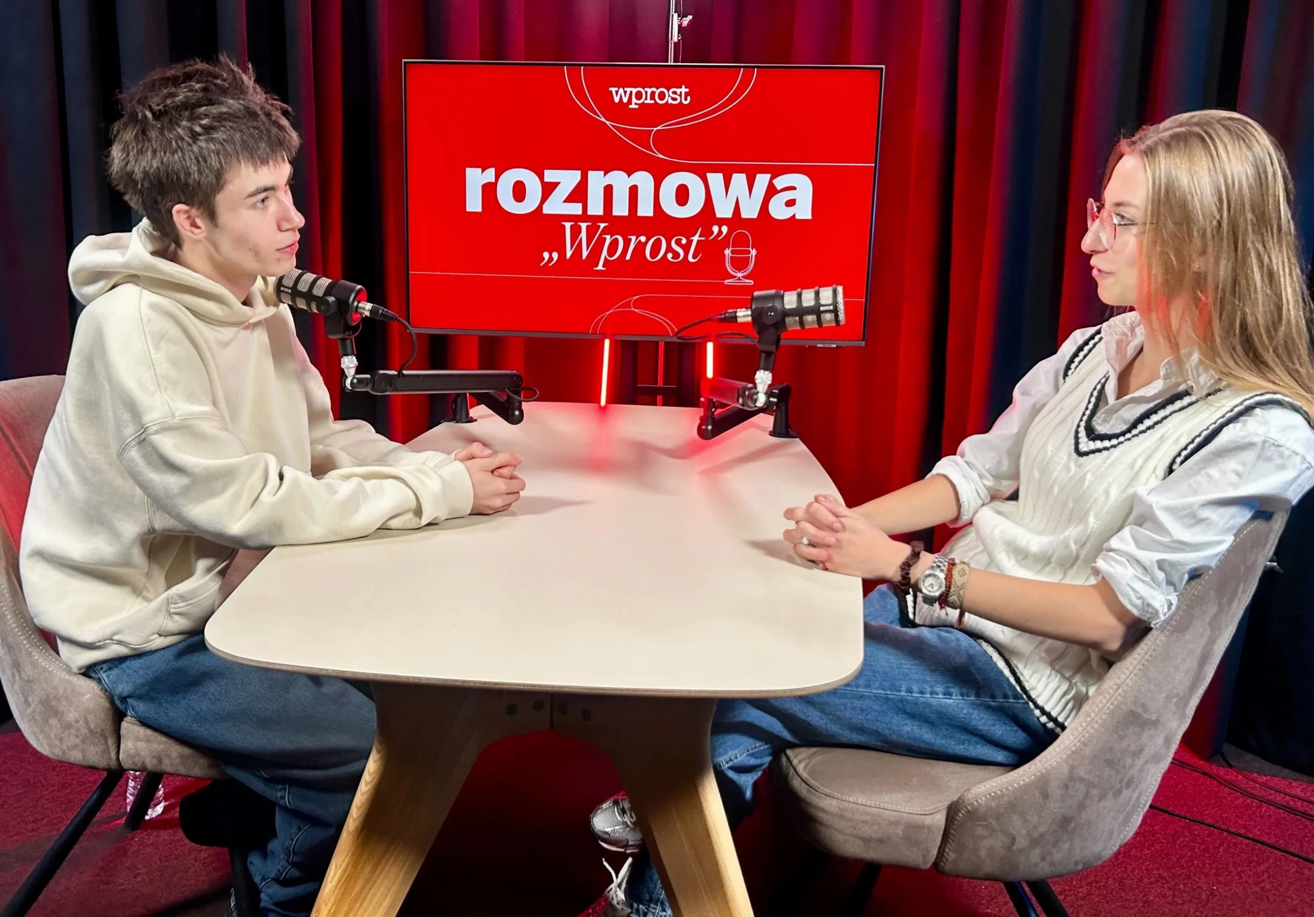 „W oknach były kraty. Jako dzieciak patrzyłem przez nie na ludzi idących ulicą”