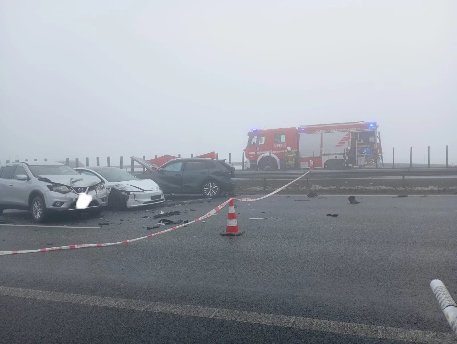 Karambol na A4. Auta wjeżdżały w siebie jedno po drugim