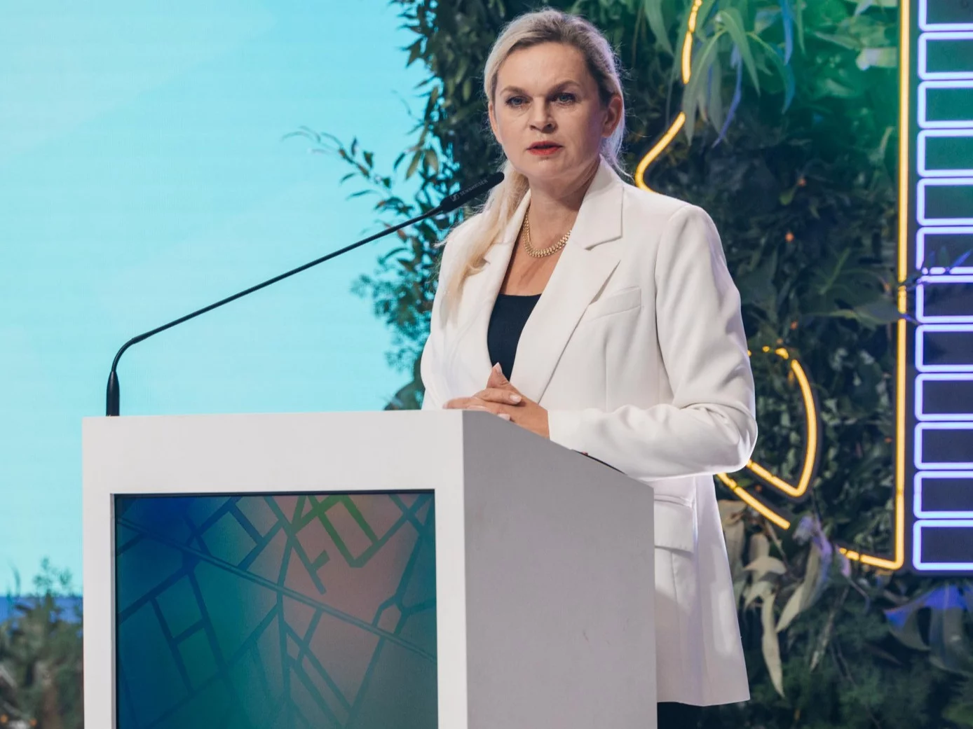 Posypały się gromy na MEN. Nowacka ma plan B. „To poważne zagrożenie” Posypały się gromy na MEN. Nowacka ma plan B. „To poważne zagrożenie”