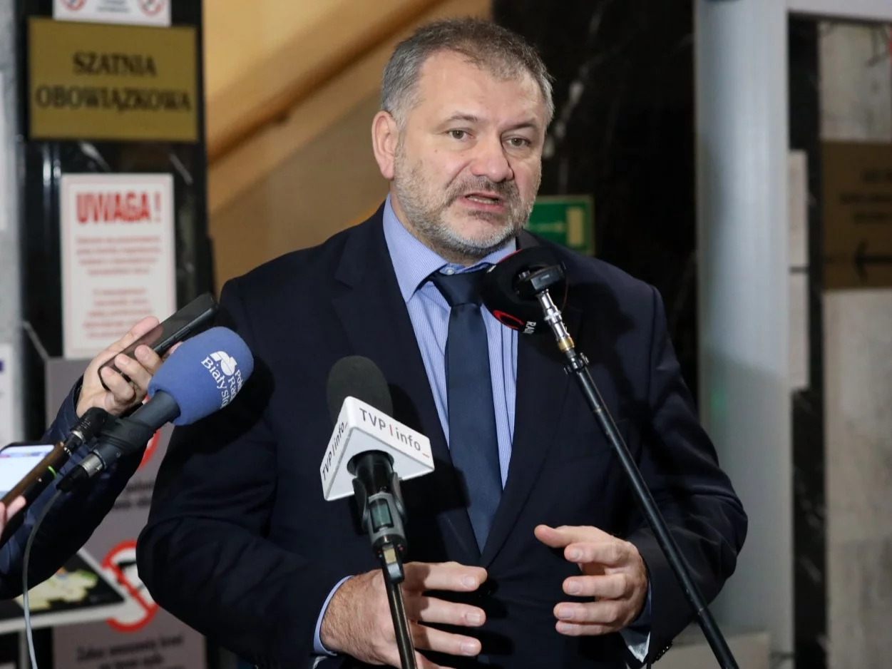 Tak Polacy oceniają Żurka. Sondaż nie zostawia złudzeń Tak Polacy oceniają Żurka. Sondaż nie zostawia złudzeń