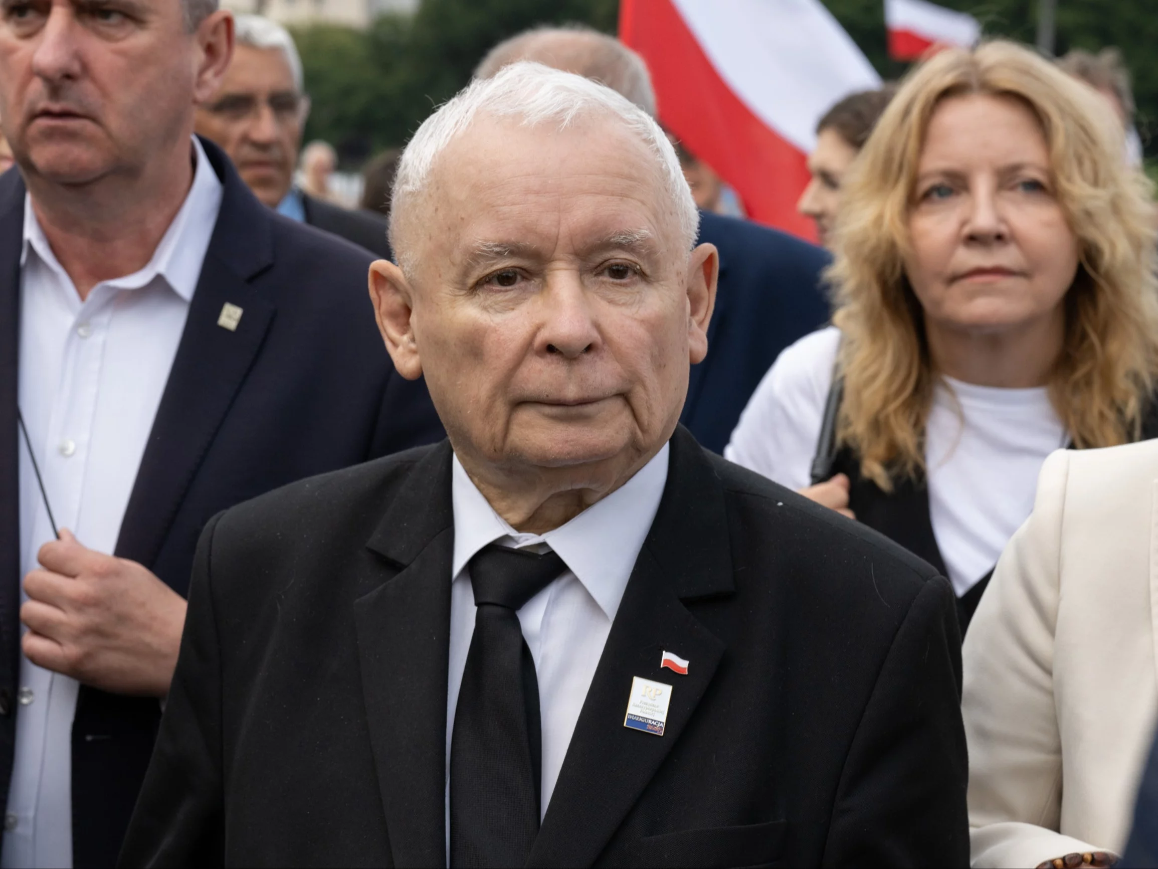 Wielkie zmiany u Jarosława Kaczyńskiego. Sąsiedzi reagują Wielkie zmiany u Jarosława Kaczyńskiego. Sąsiedzi reagują