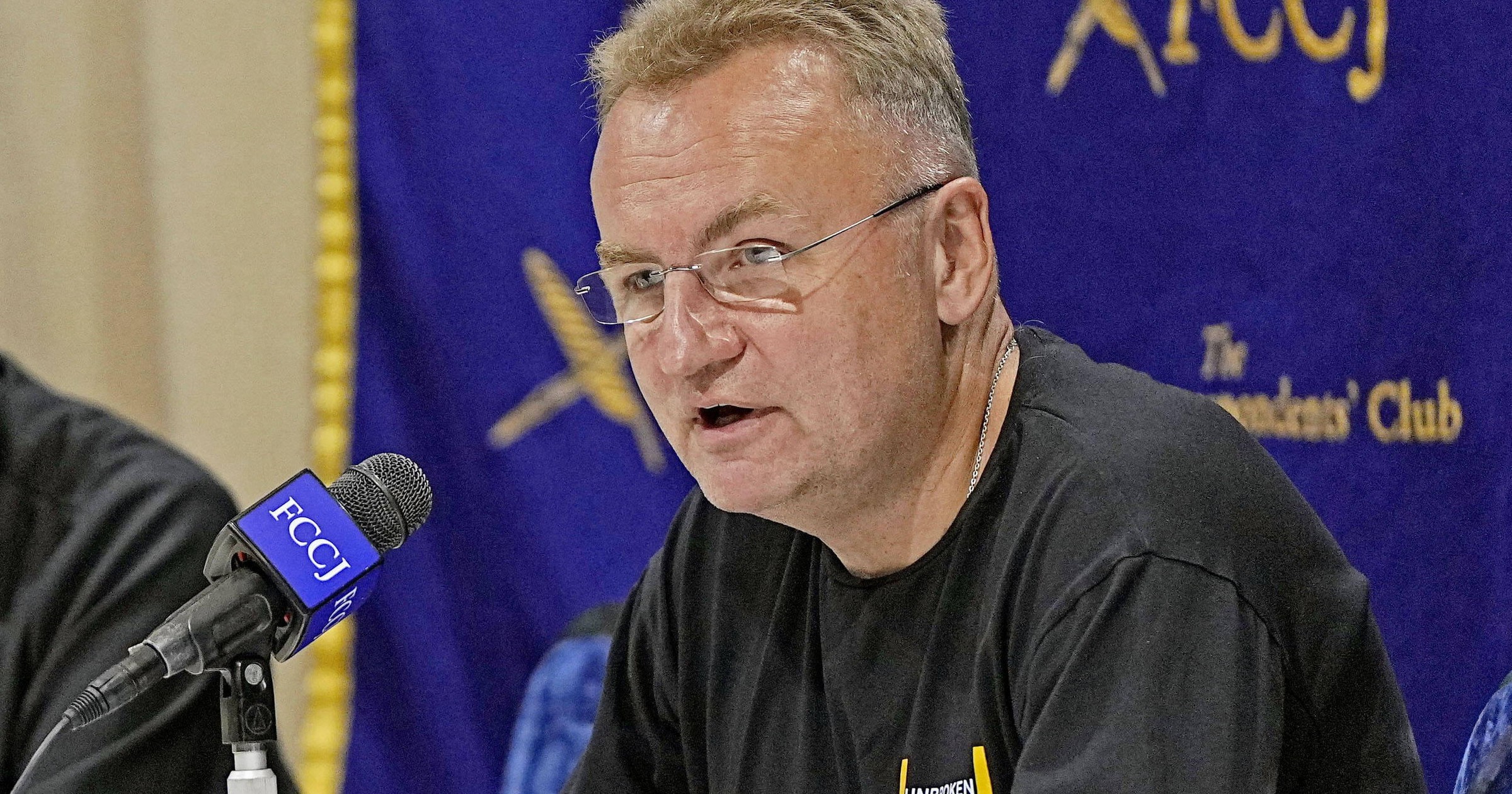 Mer Lwowa nie ufa zapewnieniom Donalda Trumpa. Ostrzega mieszkańców