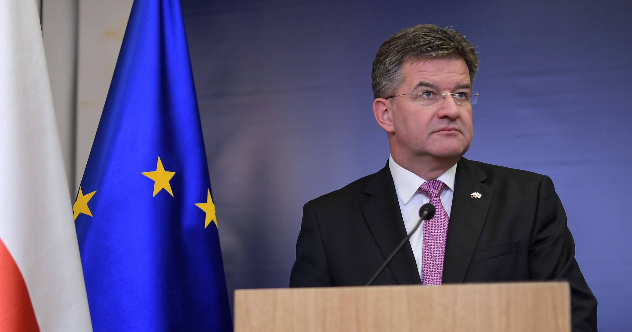 Premier Słowacji przyjął dymisję swojego doradcy. W tle akta  Jeffreya Epsteina