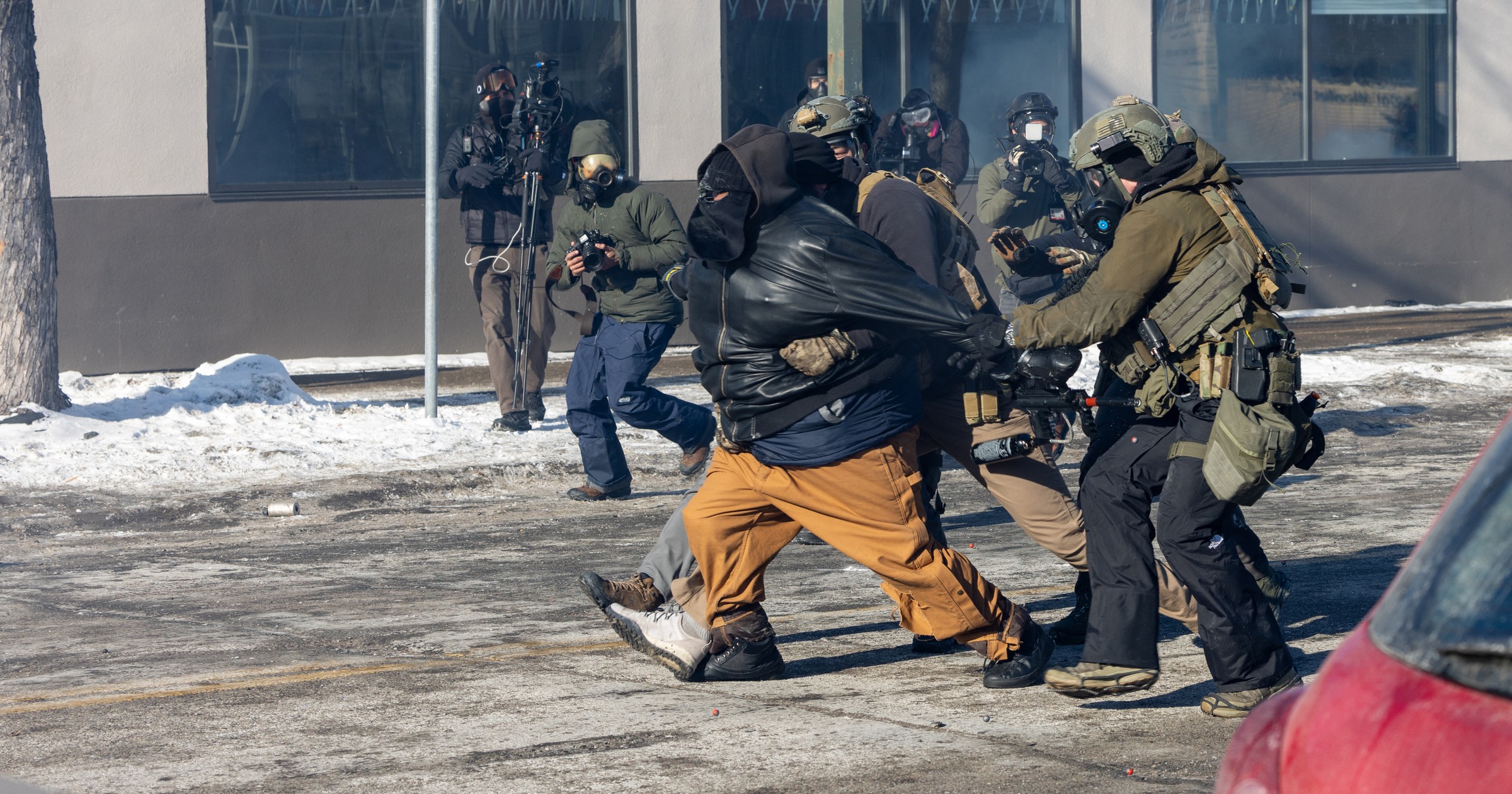 "Przepis na katastrofę". Republikanie próbują przemówić Donaldowi Trumpowi do rozsądku. "Odczuwamy niepokój"