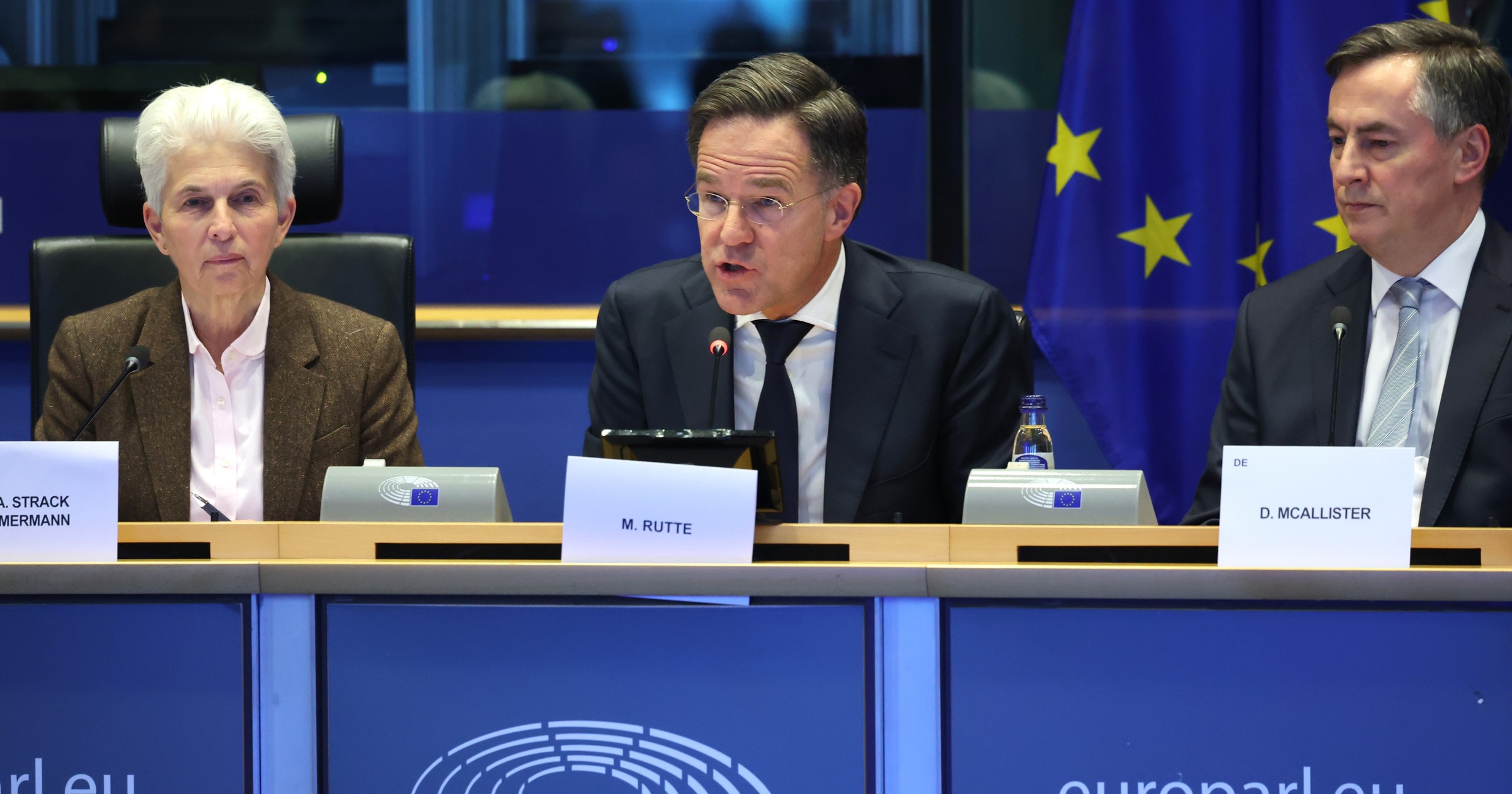 Szef NATO grzmi w Parlamencie Europejskim. "Jeśli ktoś tak uważa, niech dalej marzy"