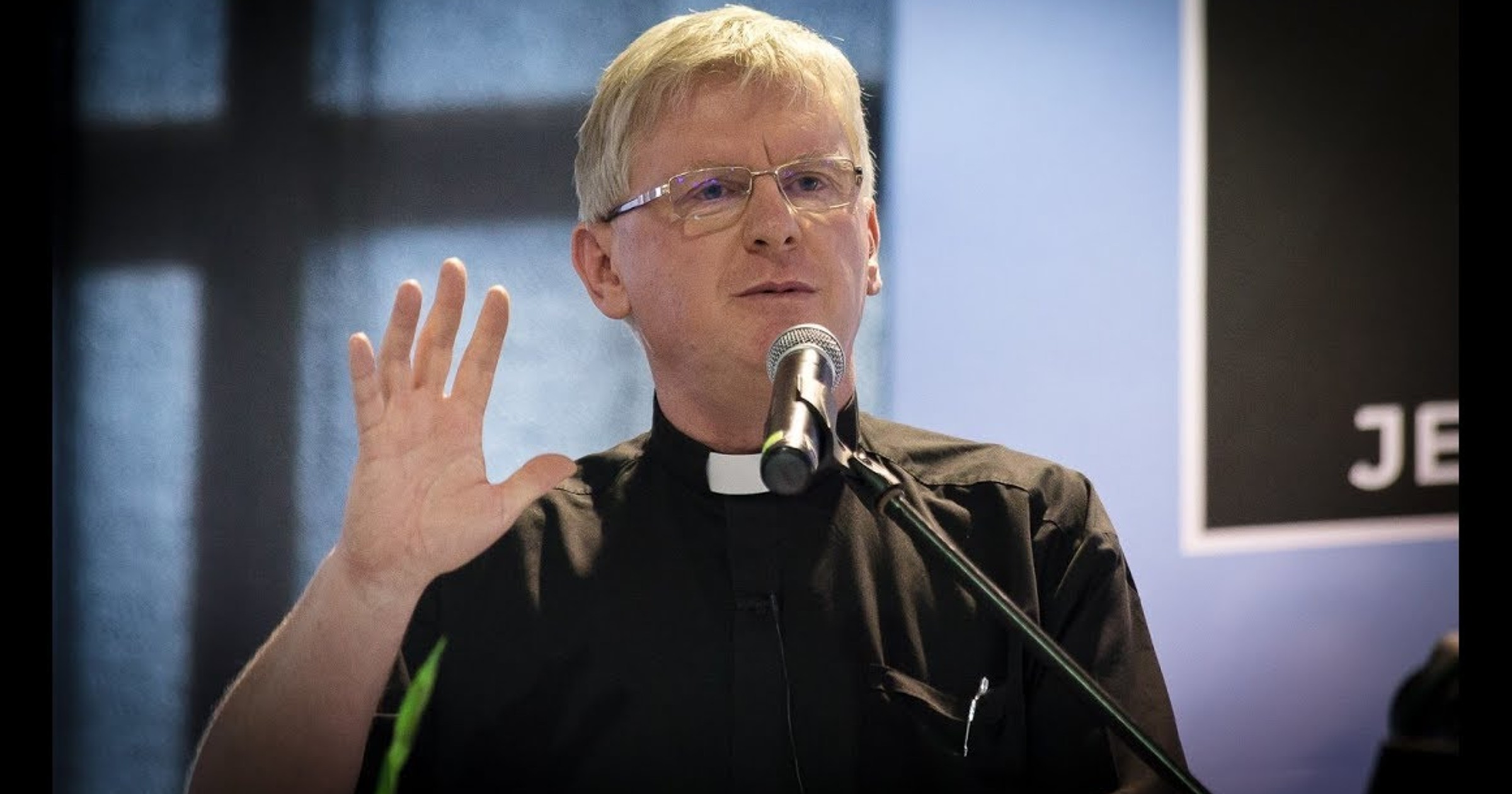 Wraca sprawa kontrowersyjnego ks. Piotra Glasa. Sąd wydał ważny wyrok