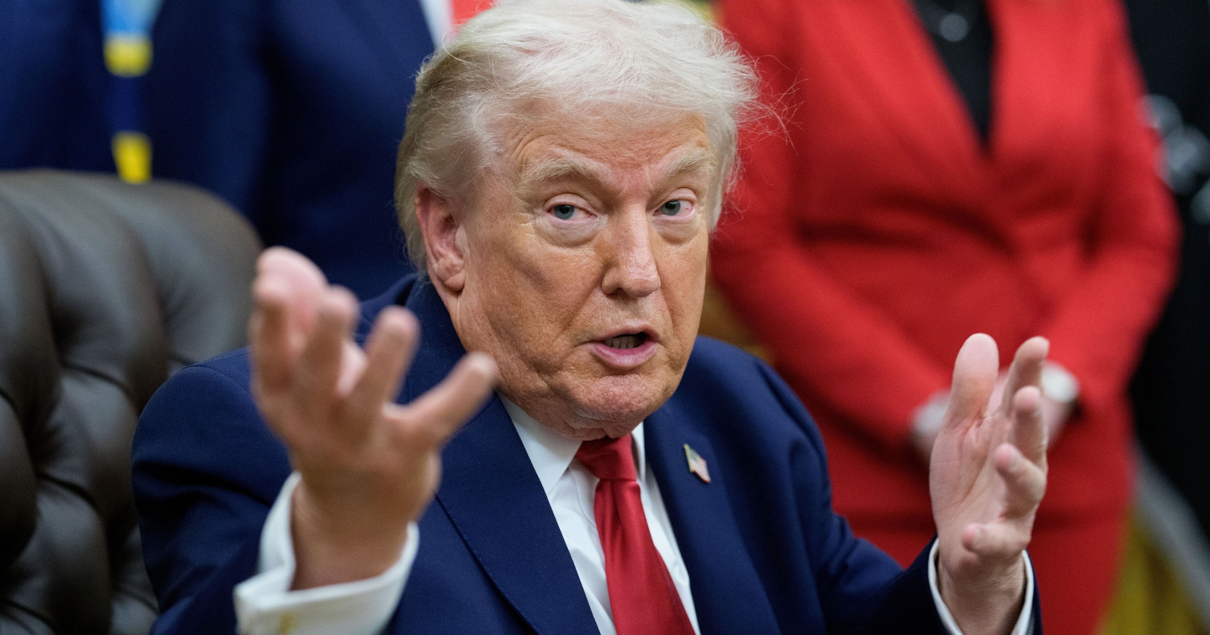 Mateusz Mazzini: Trump nie gra z resztą świata w wielowymiarowe szachy, tylko co chwilę zmienia zdanie