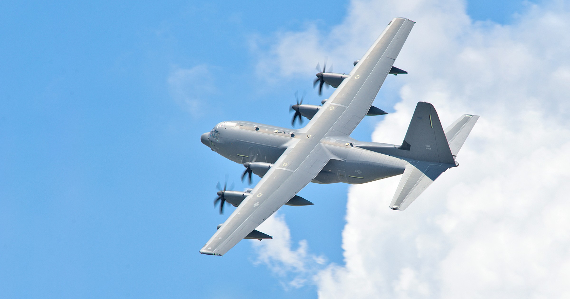 Specjalne samoloty USA poleciały w stronę Iranu. Niepokojące doniesienia