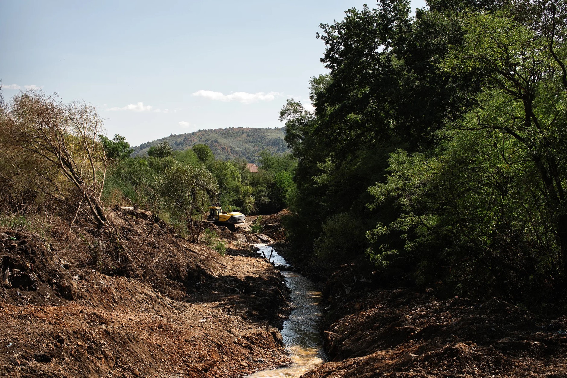 "To koniec". Tak Chiny po cichu rozszarpują Europę. Zaczęły od Serbii. "Czuję, jak drży mój dom" [FOTOREPORTAŻ]