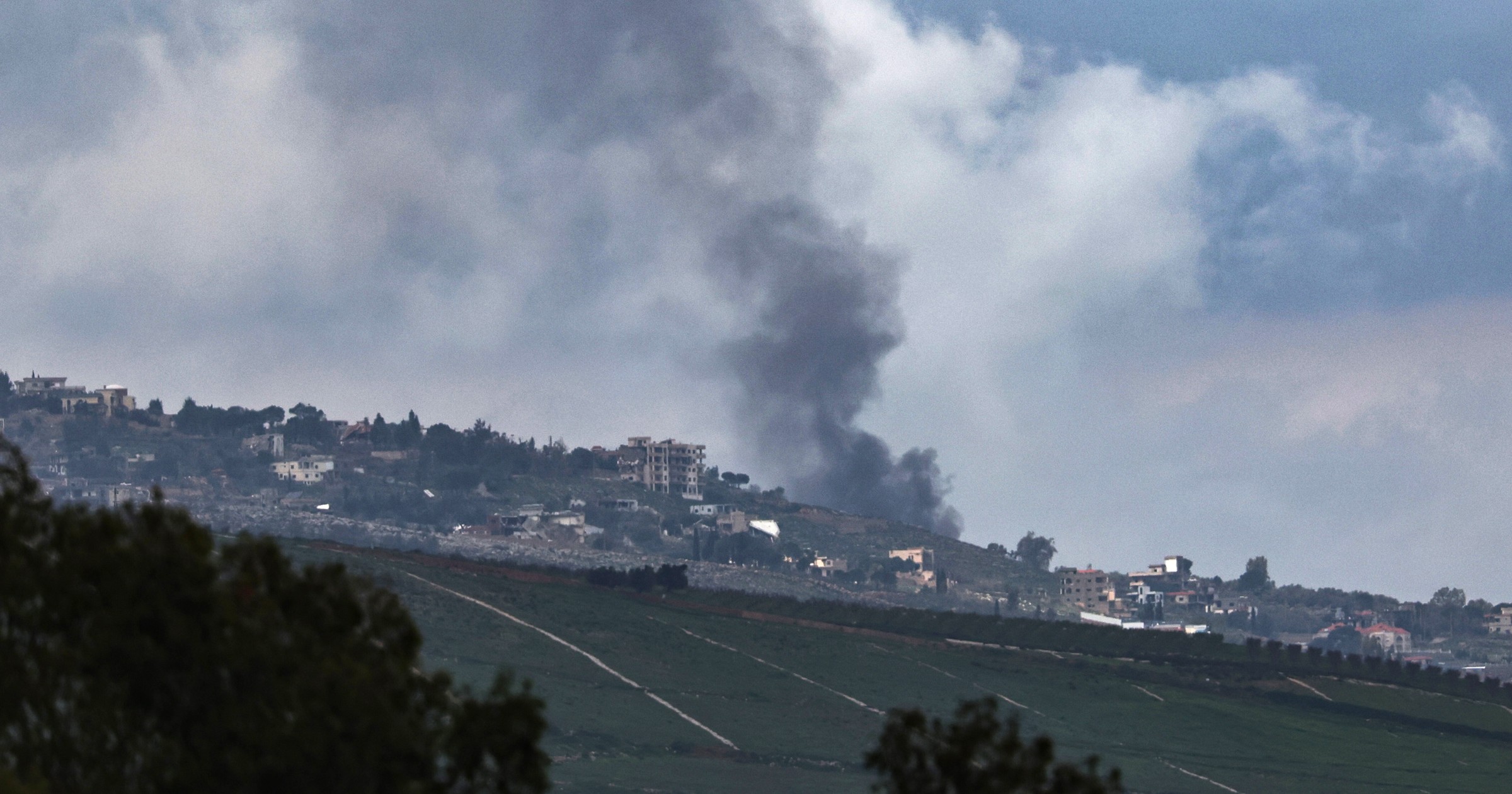 Atak Izraela w Libanie. Na miasto miały polecieć pociski z białym fosforem