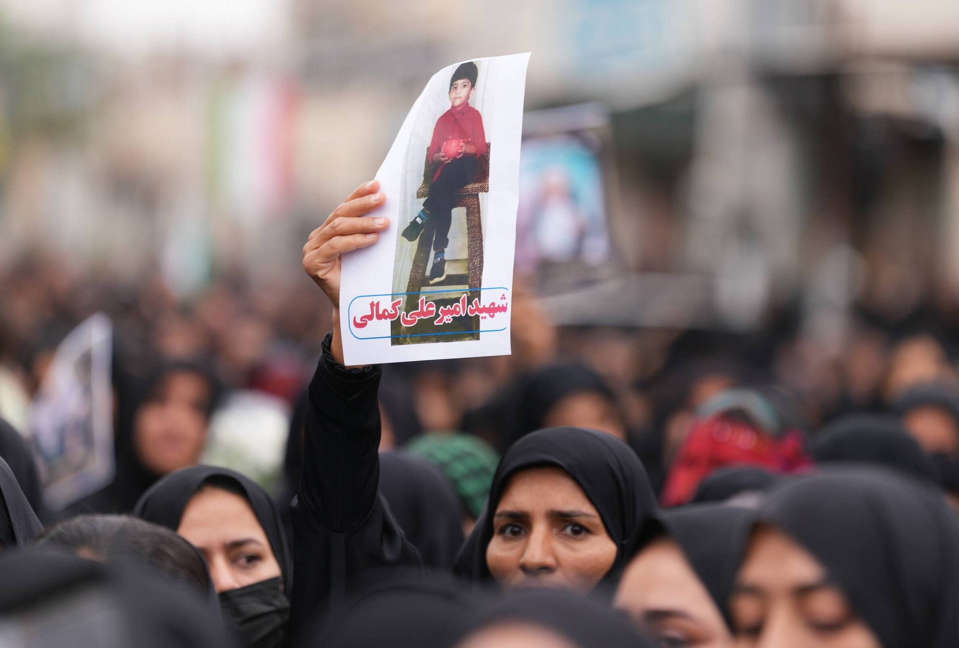 "Co za idiota buduje szkołę na terenie bazy wojskowej?". Relacje mieszkańców rzucają nowe światło na tragedię w Minab [ŚLEDZTWO]