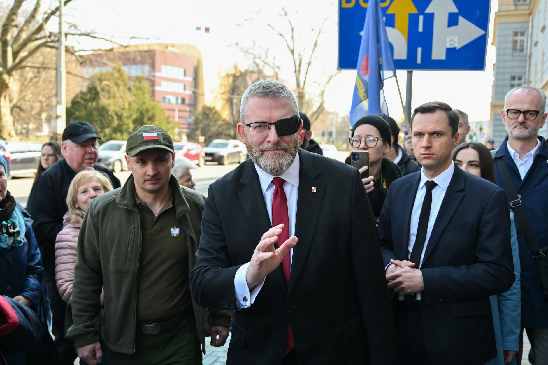 "Do tanga trzeba dwojga". Zaufany człowiek Grzegorza Brauna mówi o koalicji z PiS