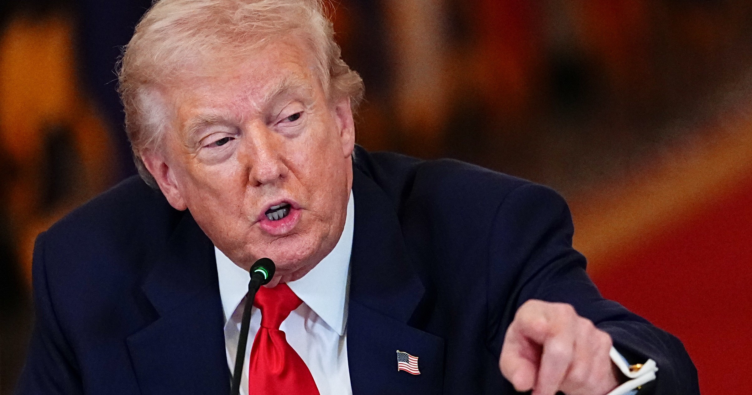 Donald Trump z ostrym apelem. "Popełniacie straszliwy błąd. Proszę tego nie robić, panie premierze"