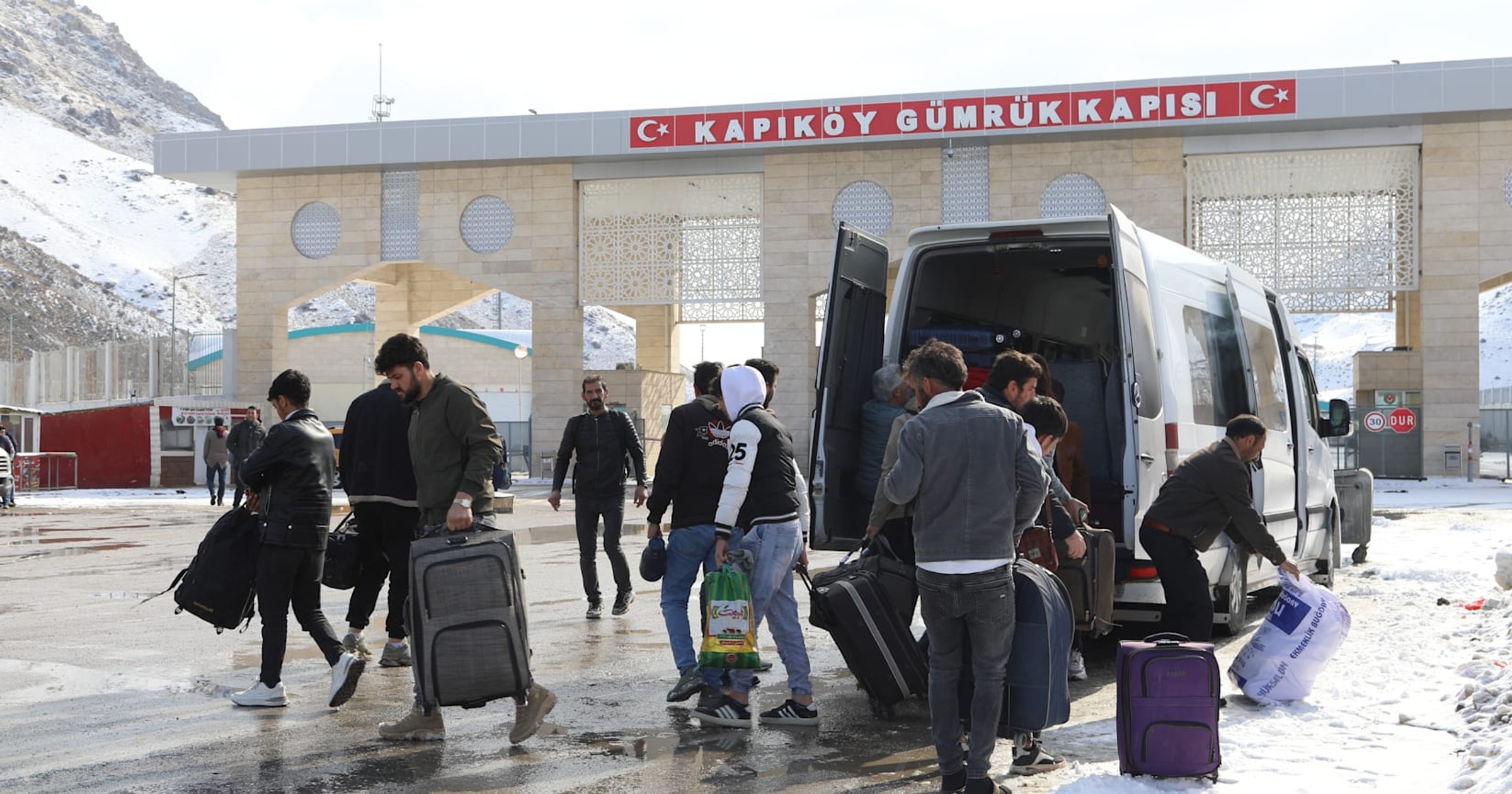 Dotychczasowy kryzys migracyjny to przy tym nic. Wojna w Iranie może wywołać falę uchodźców na niespotykaną dotąd skalę. "W ciągu kilku dni"