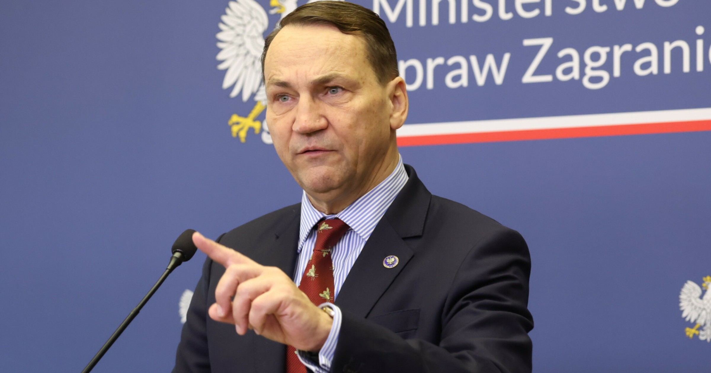 Ewakuacja Polaków z Bliskiego Wschodu. Radosław Sikorski przekazał nowe informacje