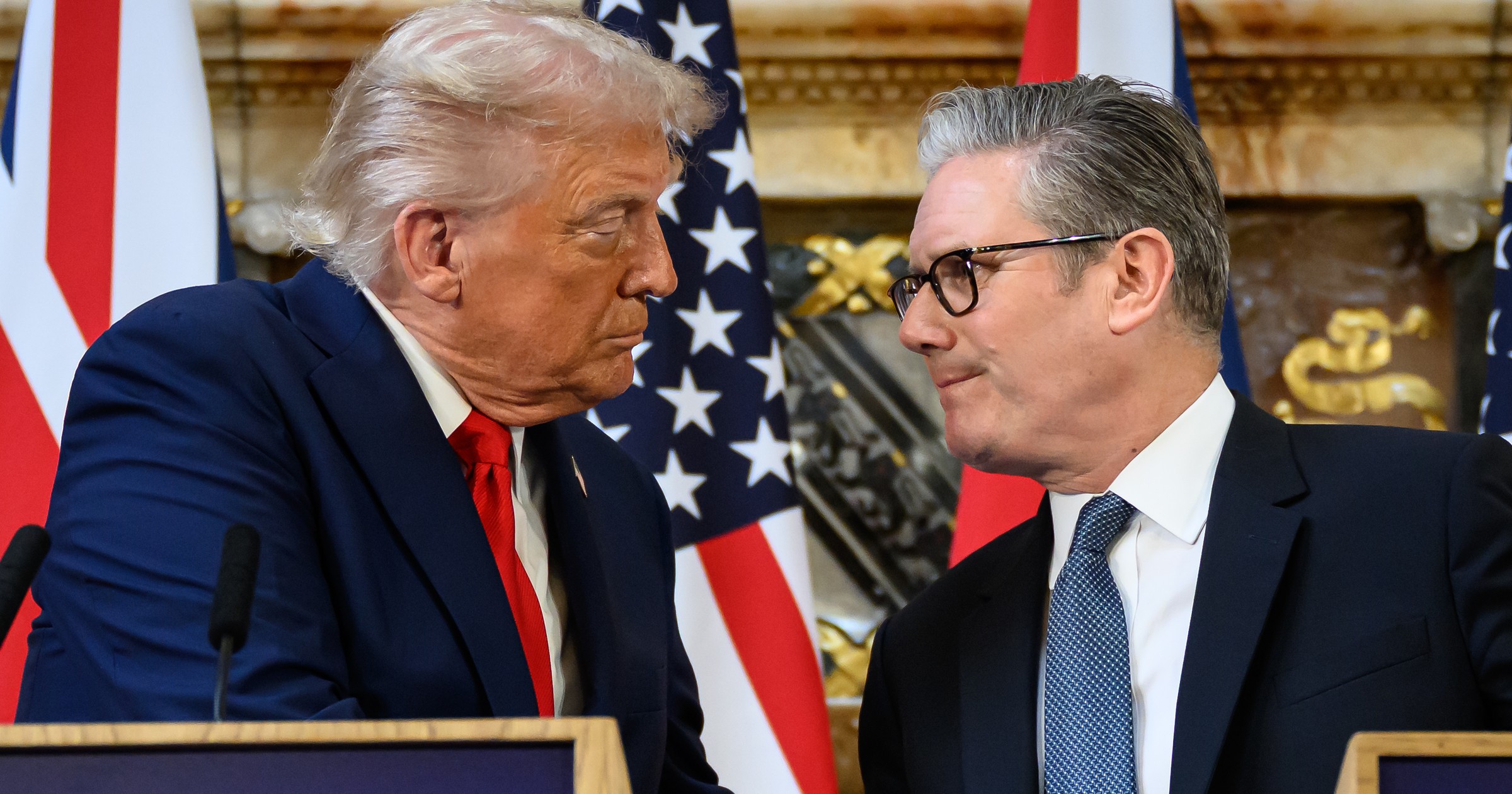 "Naprawdę dobry konflikt". Starmer dostaje cios z Waszyngtonu. Paradoksalnie może wyjść z niego silniejszy