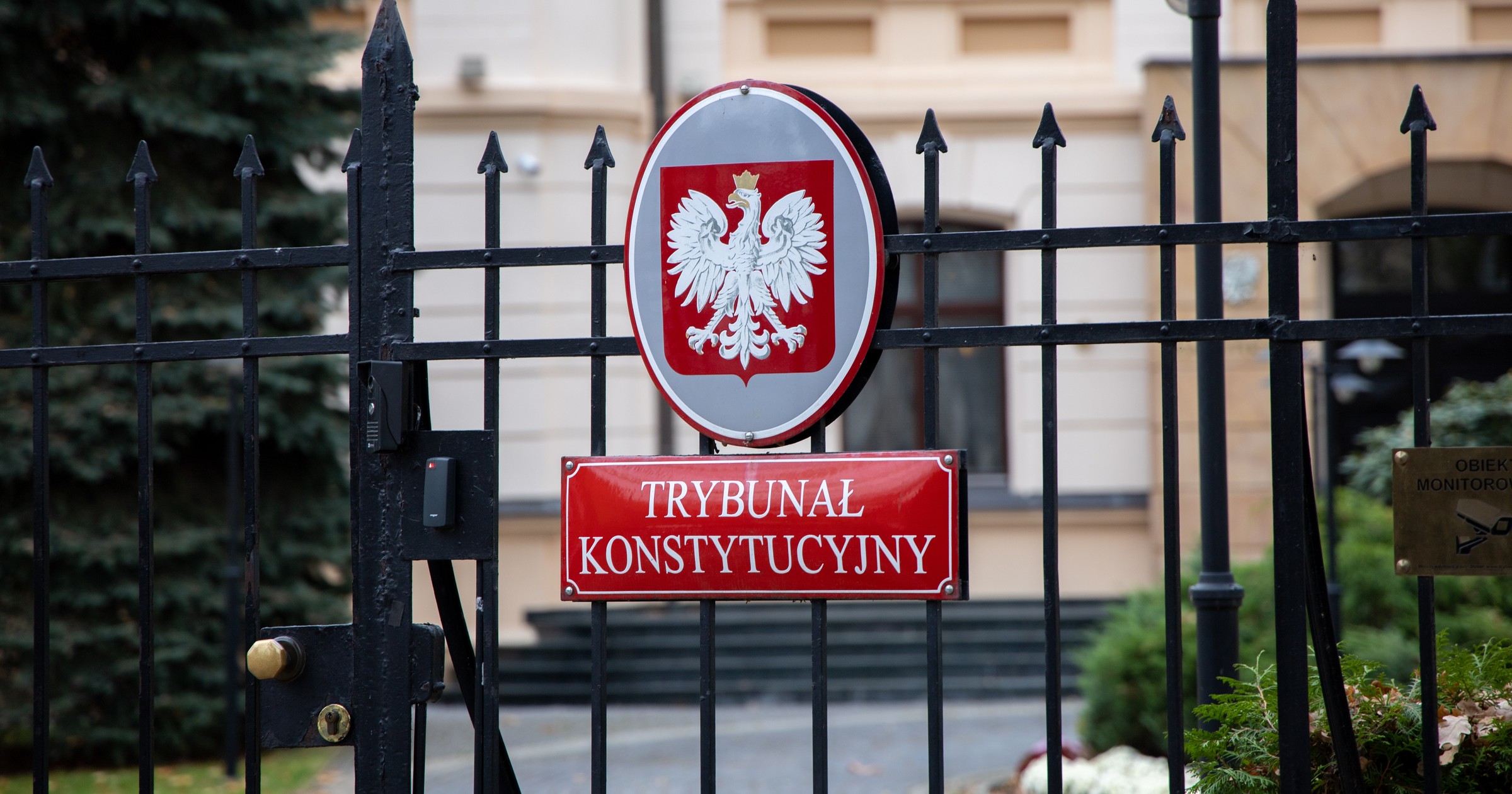 Nie ma ślubowania, nie ma wynagrodzenia? Oto problem nowych sędziów TK