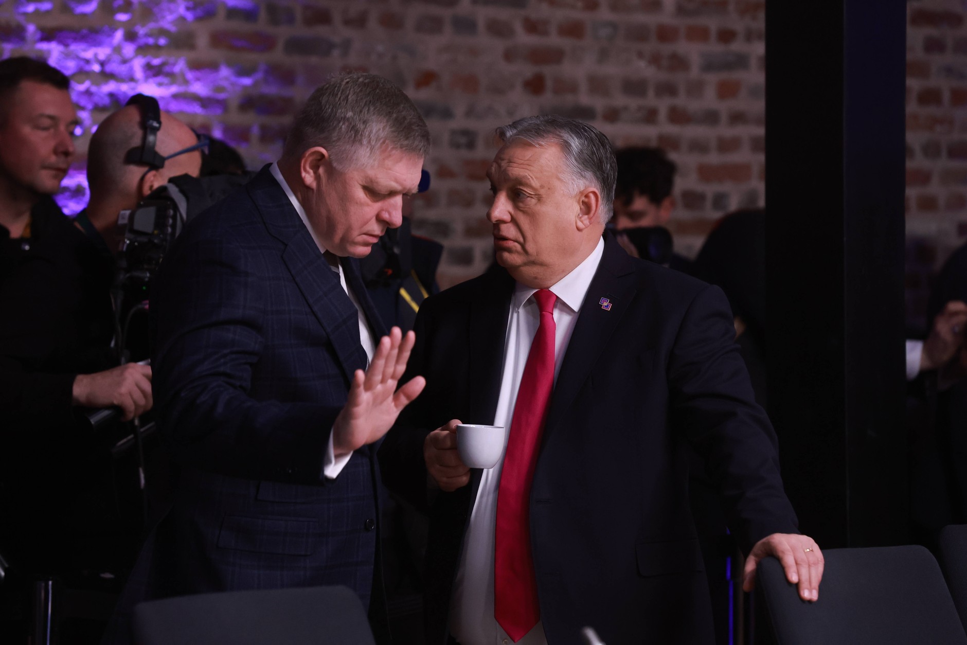 "Regionalny gigant". Słowaccy dziennikarze chwalą Polskę, ale  Robert Fico ma zupełnie inne podejście. "Pragmatyczny chłód"