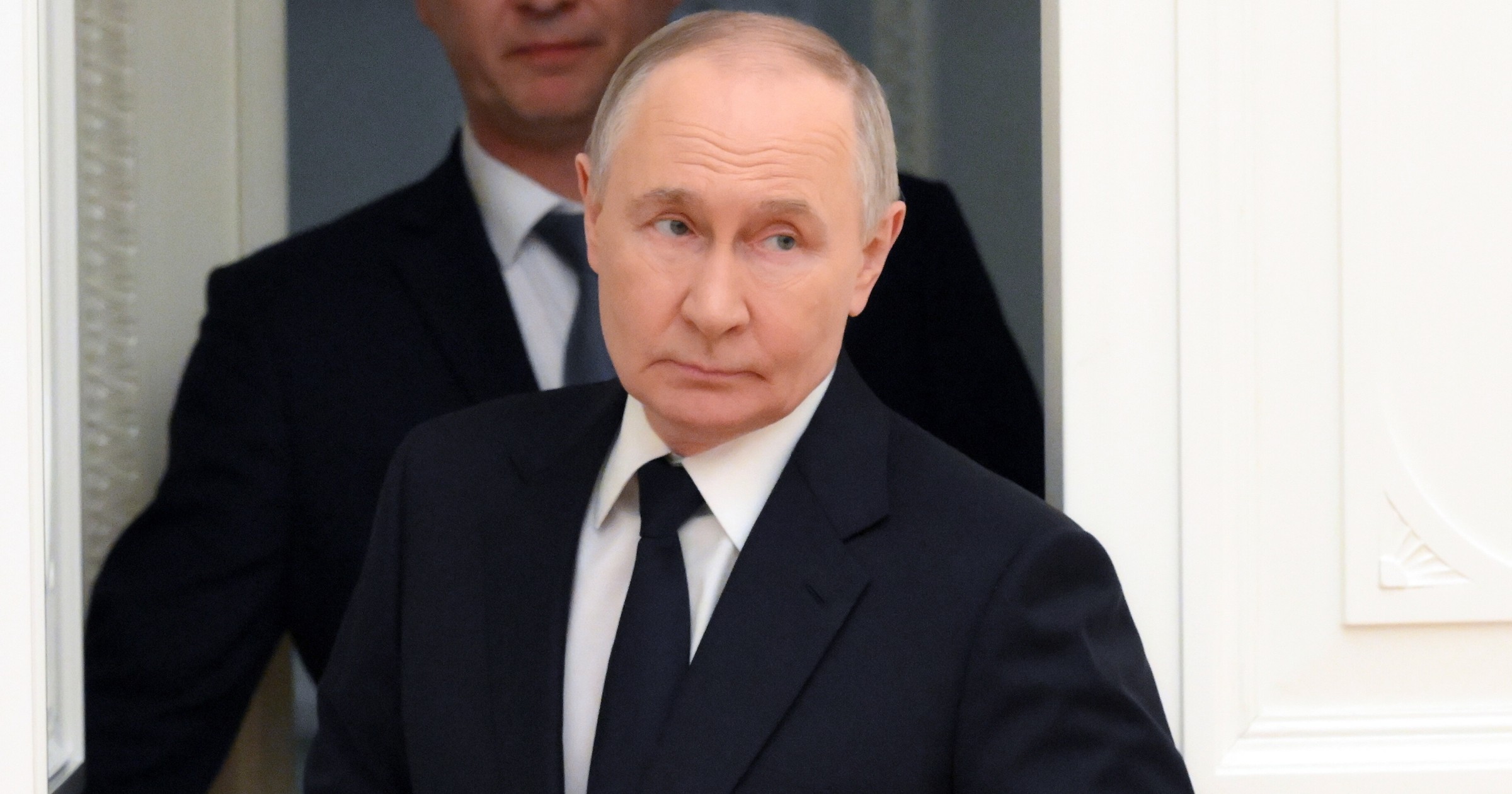 Rosja może wejść na Bliski Wschód. Donald Trump bagatelizuje sprawę. Podsumowanie nocy