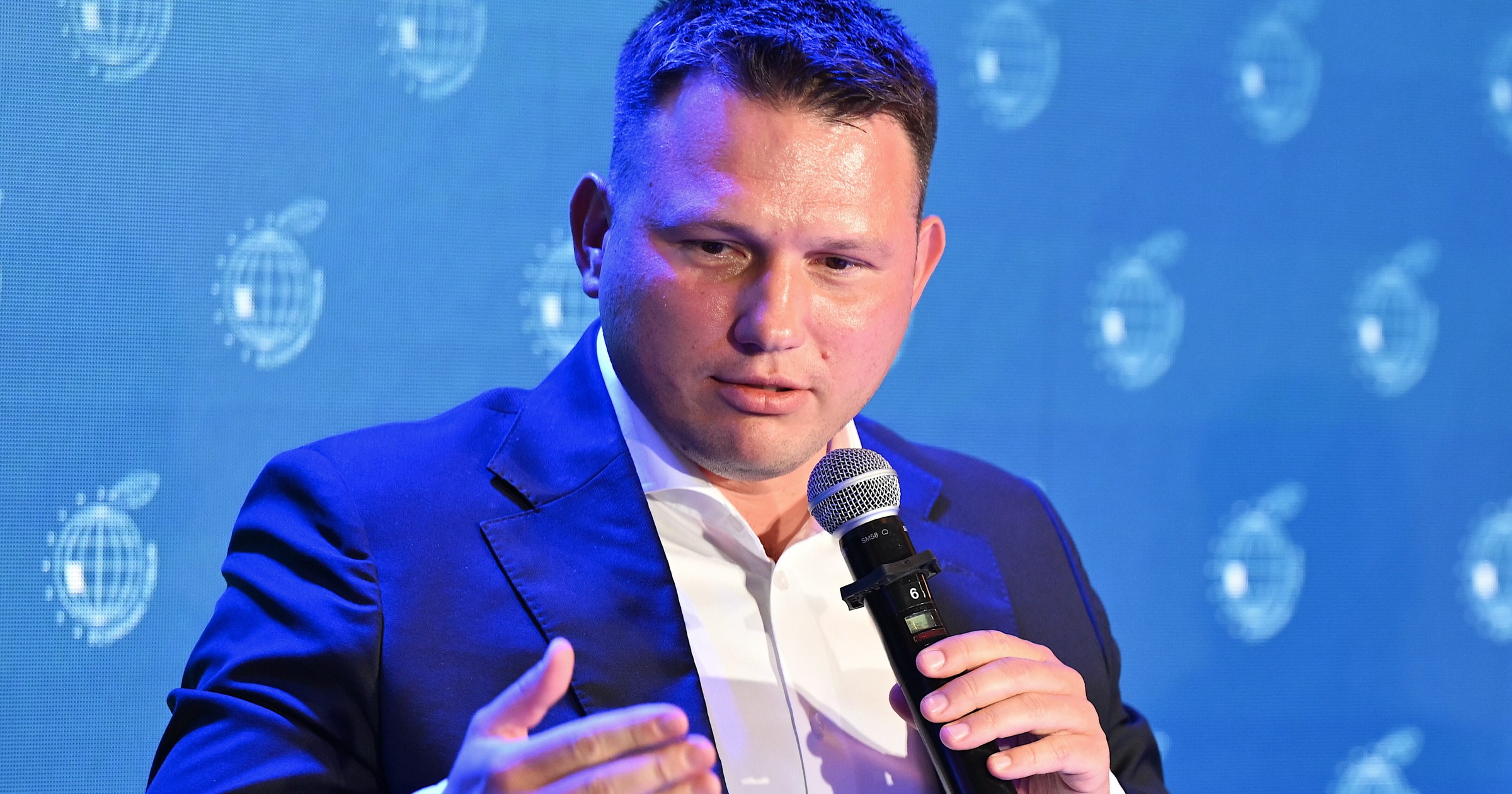 Sławomir Mentzen komentuje nominację Przemysława Czarnka. Zadał mu dziewięć pytań