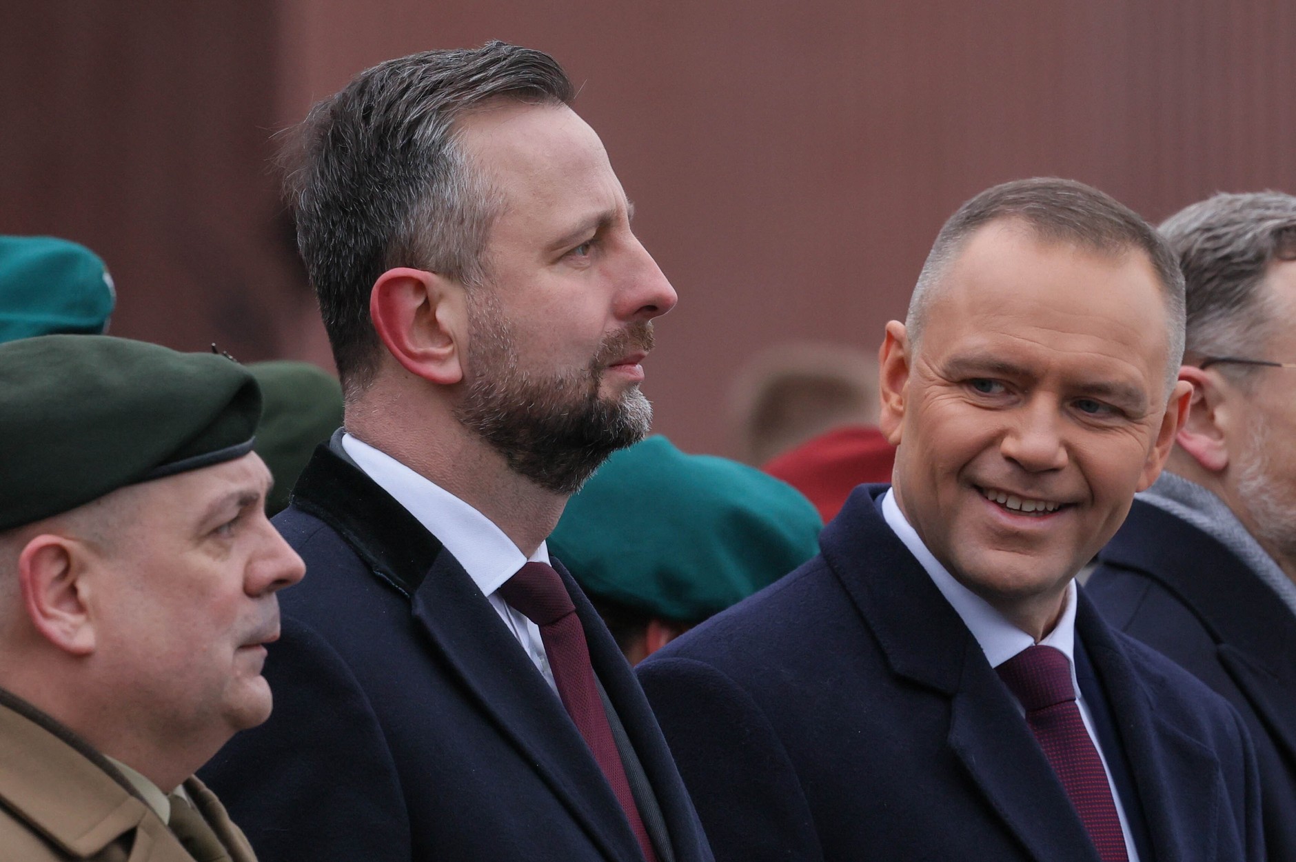 "Stan Wyjątkowy". Tusk straszy, że Kaczyński planuje polexit. Czarnek walczy z panelami. Kosiniak chce się dogadać z Nawrockim