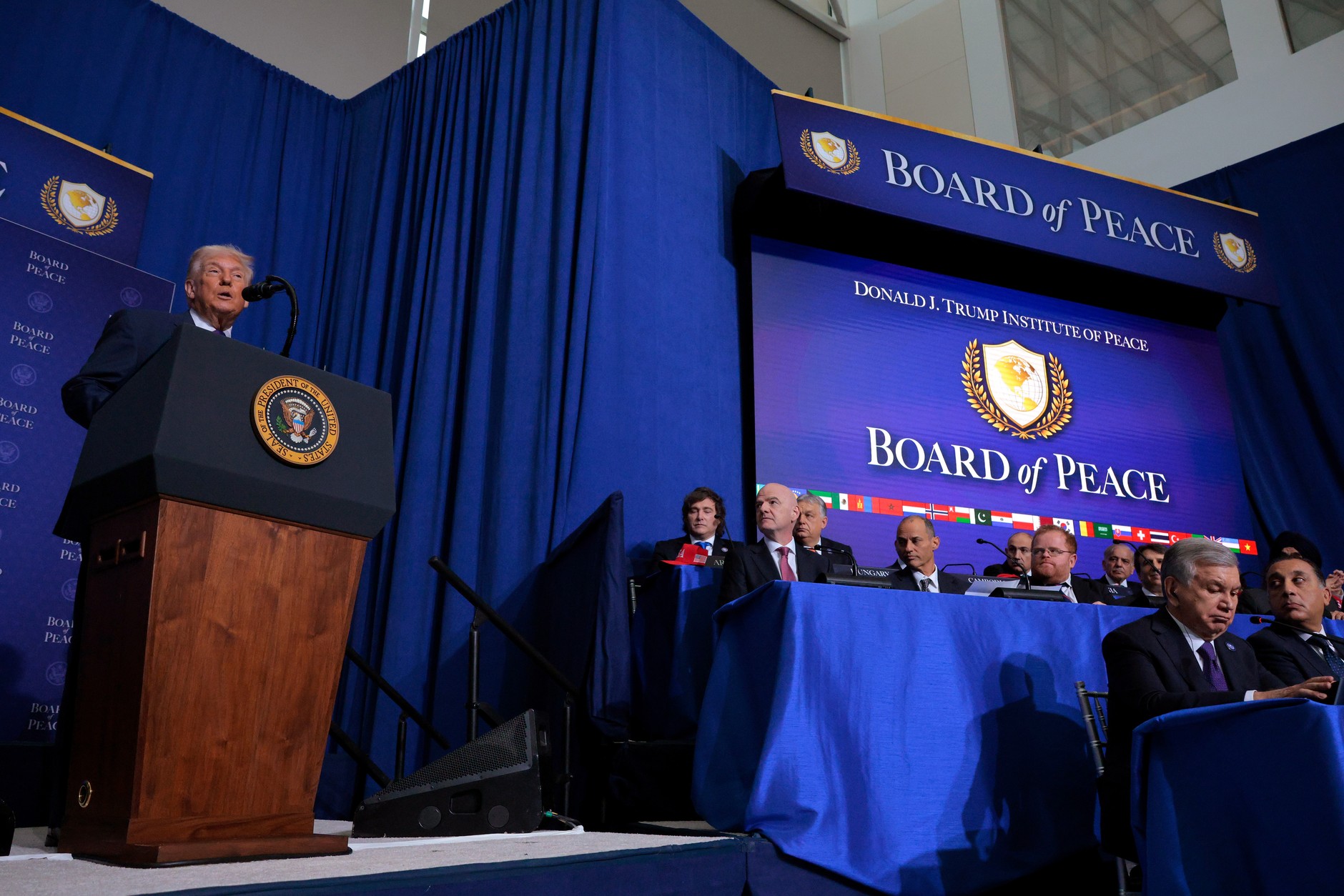 W Brukseli wrze. Ursula von der Leyen rozwścieczyła dyplomatów. "Czyje to stanowisko? Na pewno nie nasze"