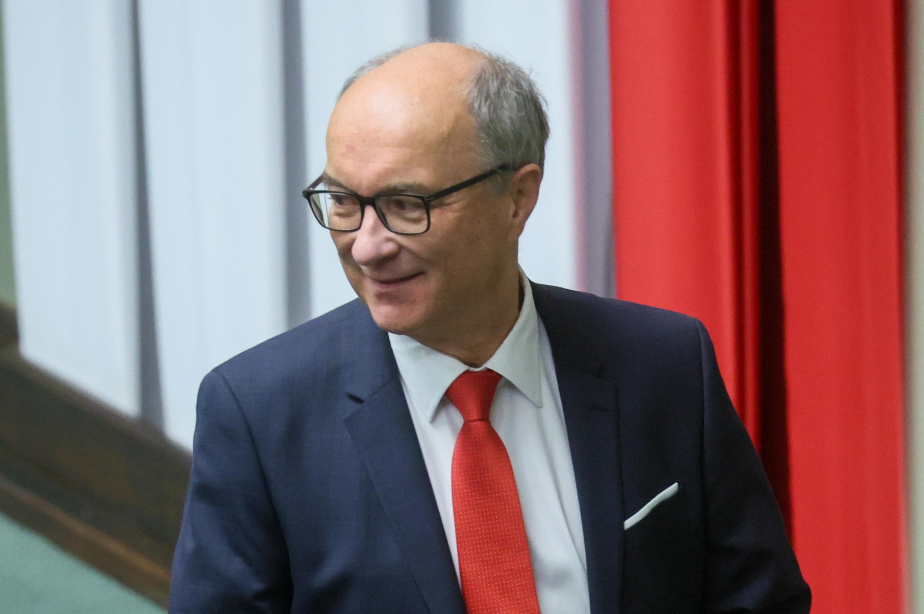 Weto Karola Nawrockiego nie kończy sprawy SAFE. Oto co trzeba wiedzieć