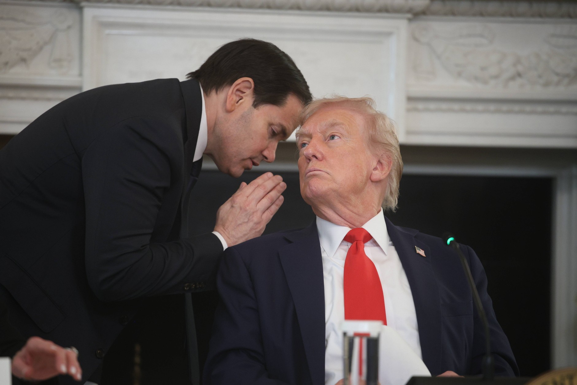 Wiceprezydent wypchnięty na boczny tor. Trump zaatakował Iran, J.D. Vance oberwał rykoszetem. "Jego filozofia trochę różni się od mojej"