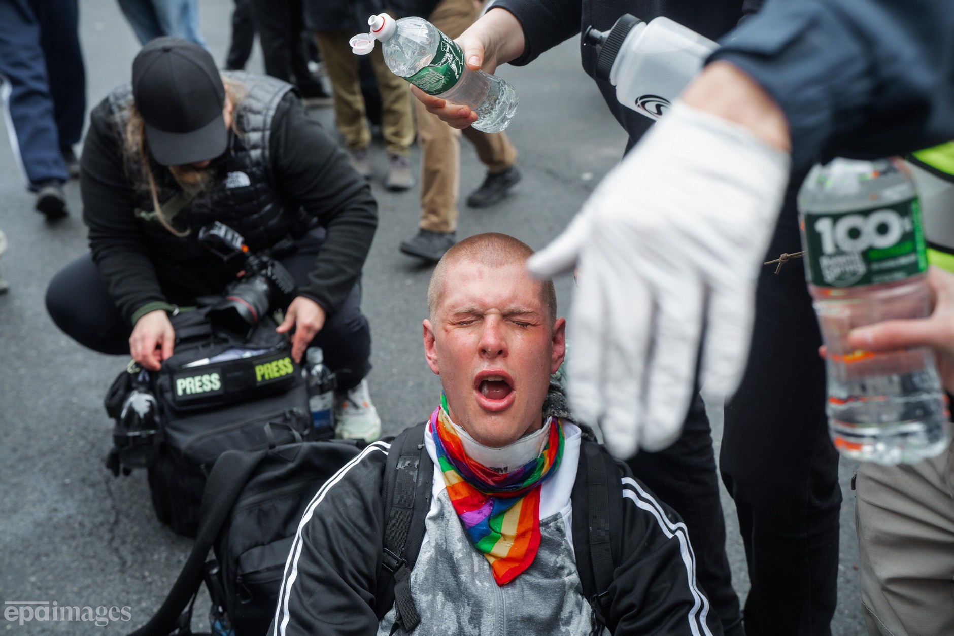 Zamieszki przed rezydencją burmistrza Nowego Jorku. Amatorskie "bomby ze śrubami"