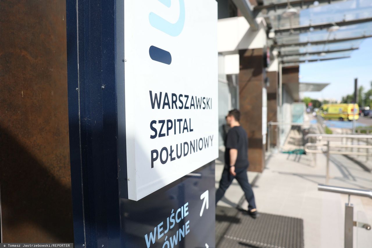 Adwokat Kacprzyka o nadmiarowych godzinach. Sieć kipi od komentarzy