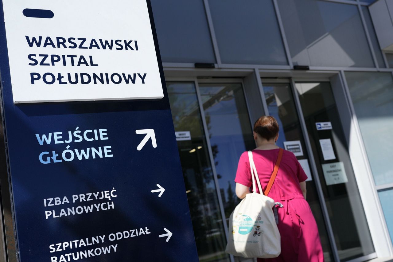 Adwokat Kacprzyka o nadmiarowych godzinach. Sieć kipi od komentarzy