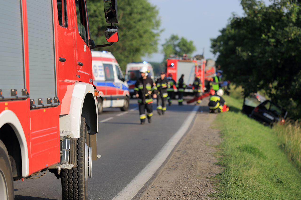 Ciężarówka wjechała w pojazd służb. Tragedia na A4 
