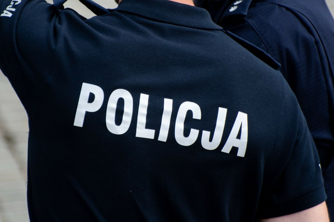 Saszetkę położył na ławce. Nagle przepadła