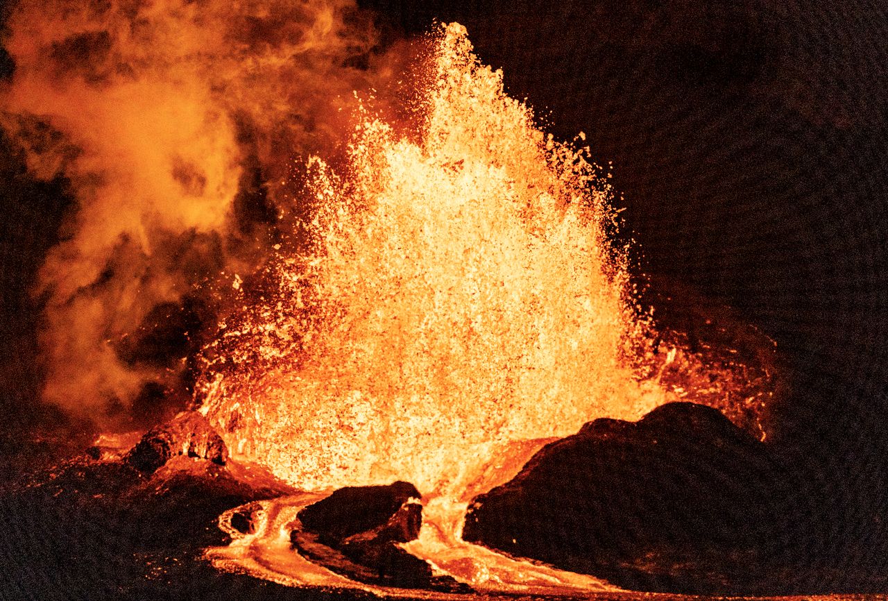 Turyści uciekali po erupcji wulkanu Fuego. Dramatyczne nagranie