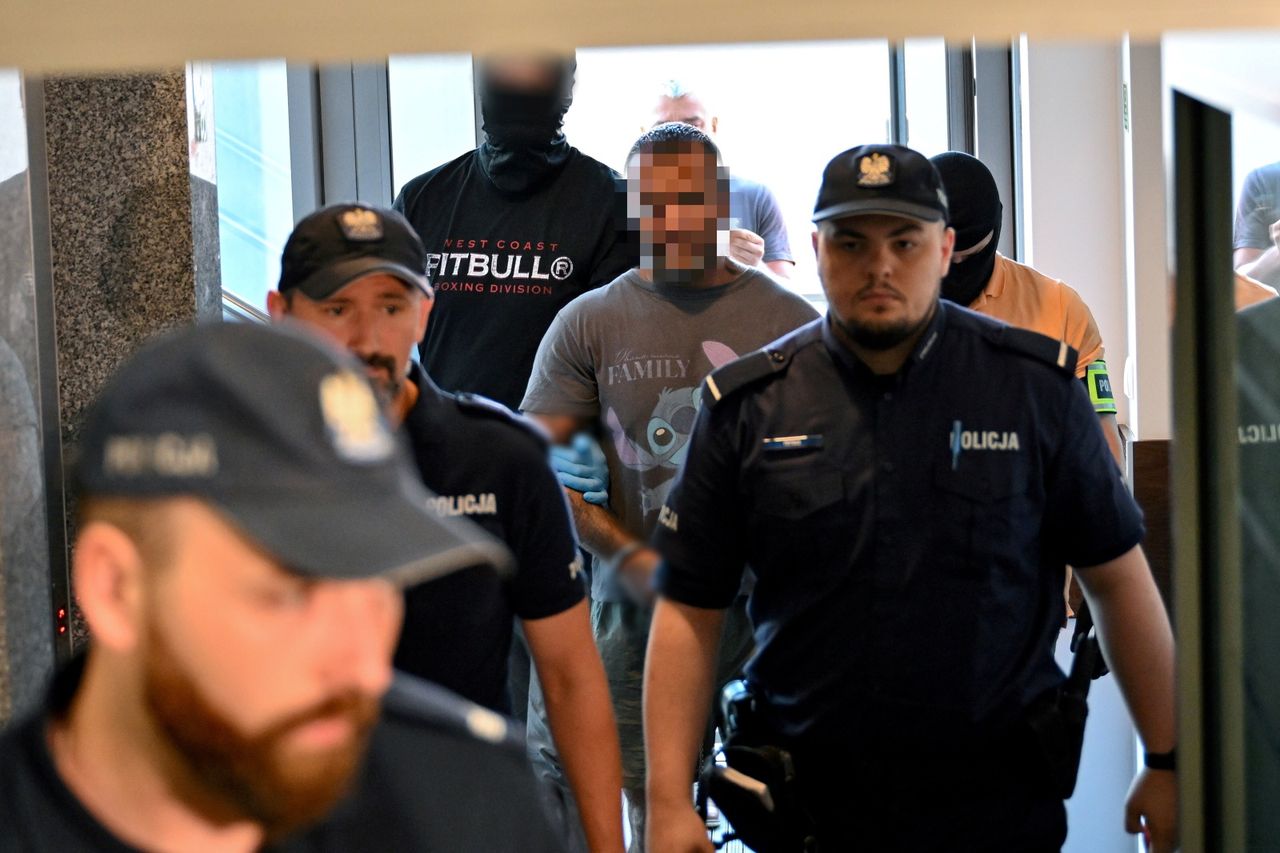 Morawiecki zakłada klub, Tusk spotkał się z Zełenskim [SKRÓT DNIA]