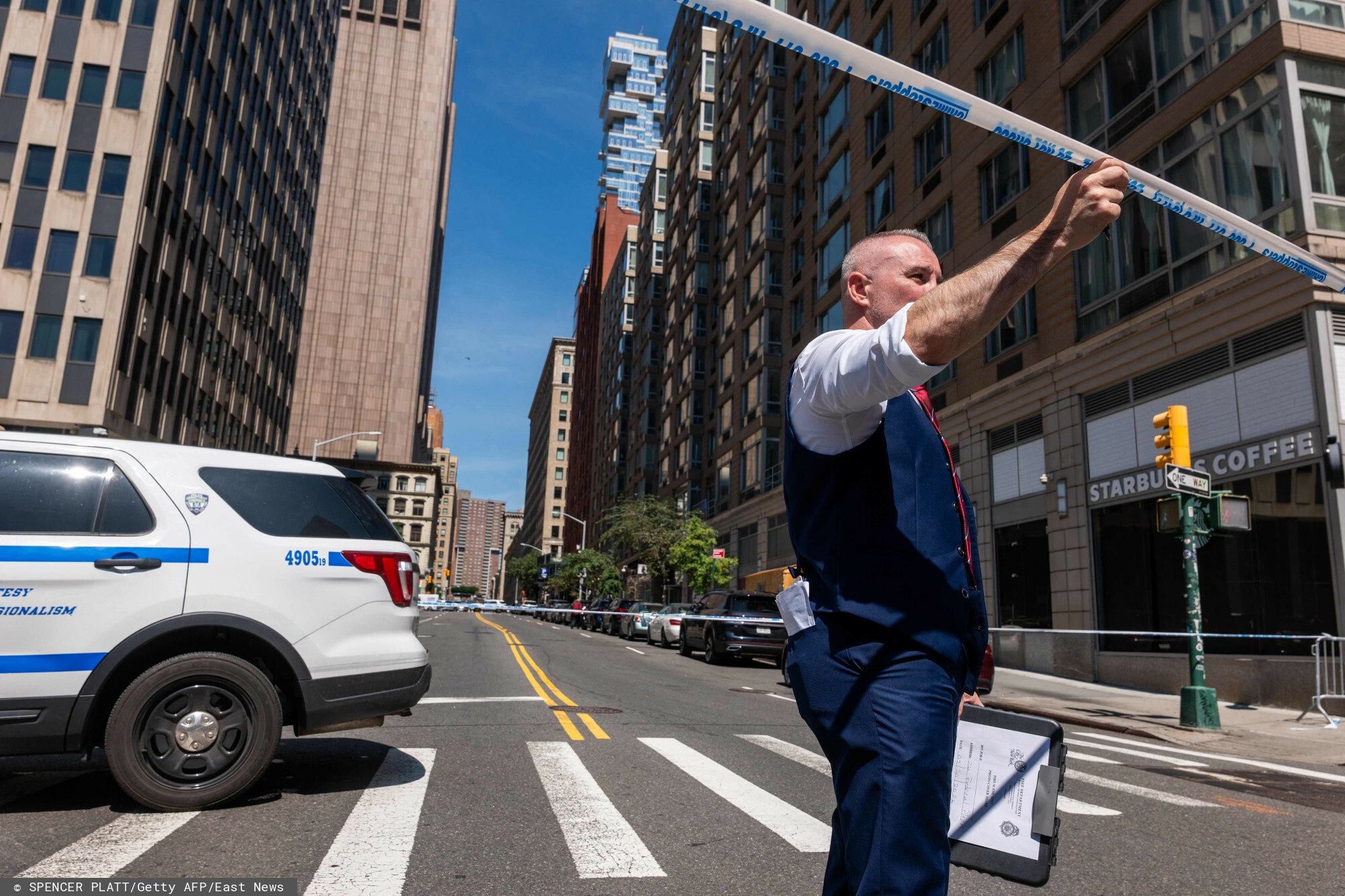 Napaść na siedzibę FBI. Sceny na Manhattanie