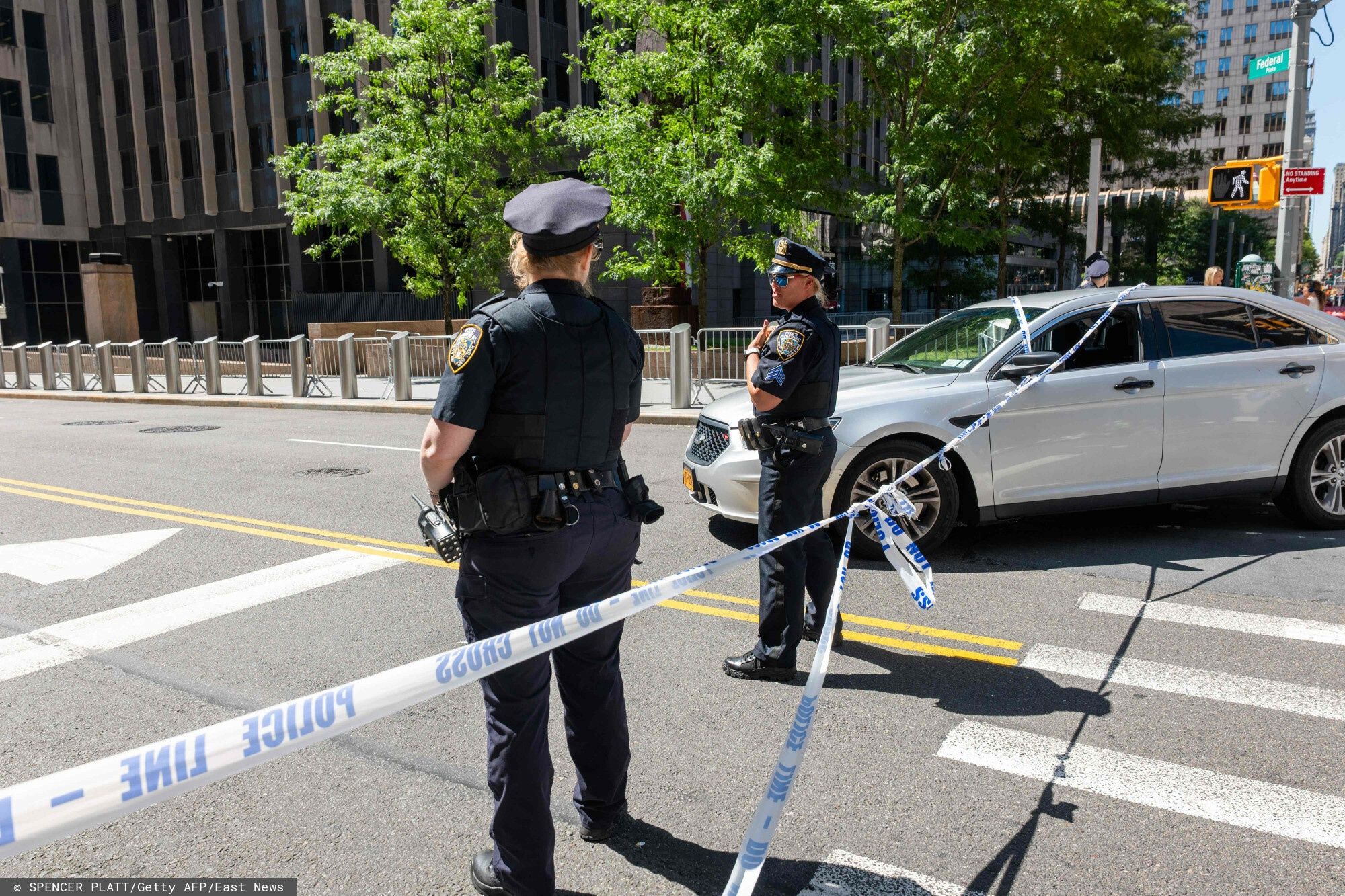 Napaść na siedzibę FBI. Sceny na Manhattanie