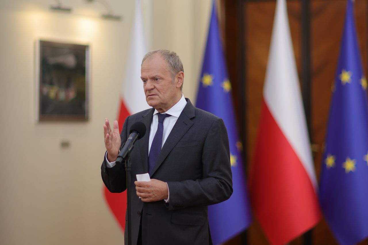 Nie było wiadomo, gdzie się spotkają. Tusk zwołał swoich posłów