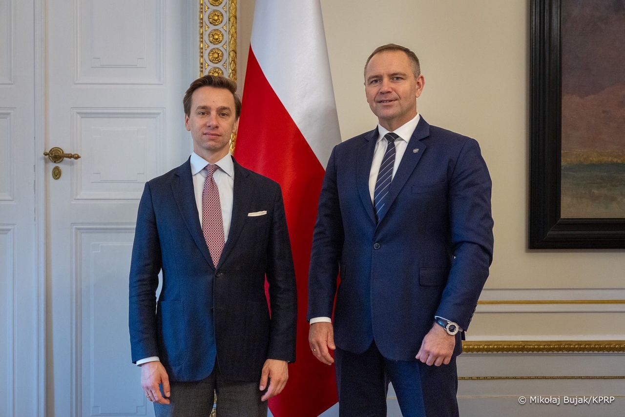 Pierwsze spotkanie po sporze. Nawrocki rozmawiał z Zełenskim