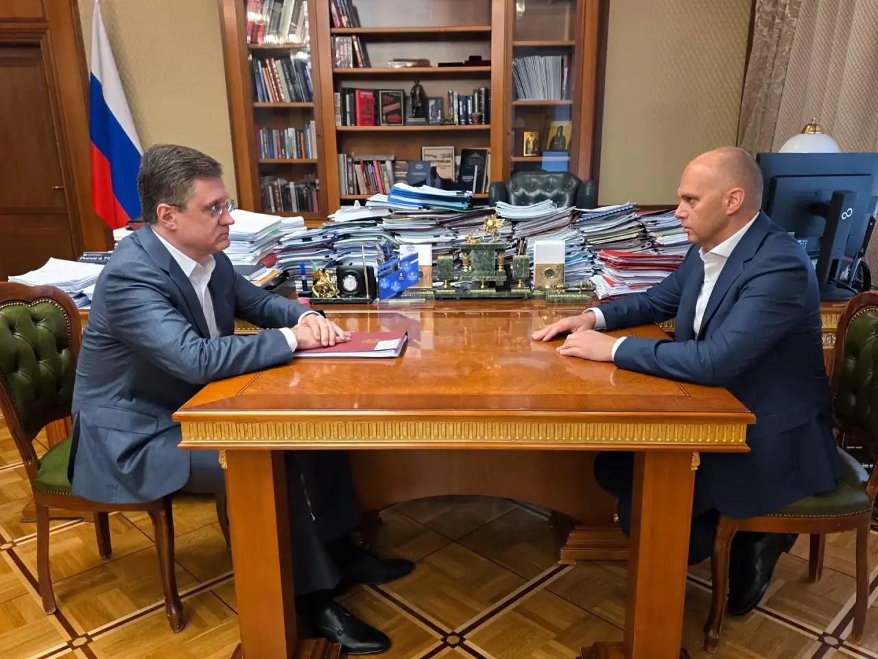 Puste ulice, polowanie na cysterny. Królewiec tonie w kryzysie paliwowym