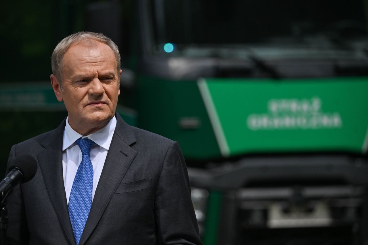 Sikorski uderza w Putina: ma numer do Zełenskiego, może zadzwonić