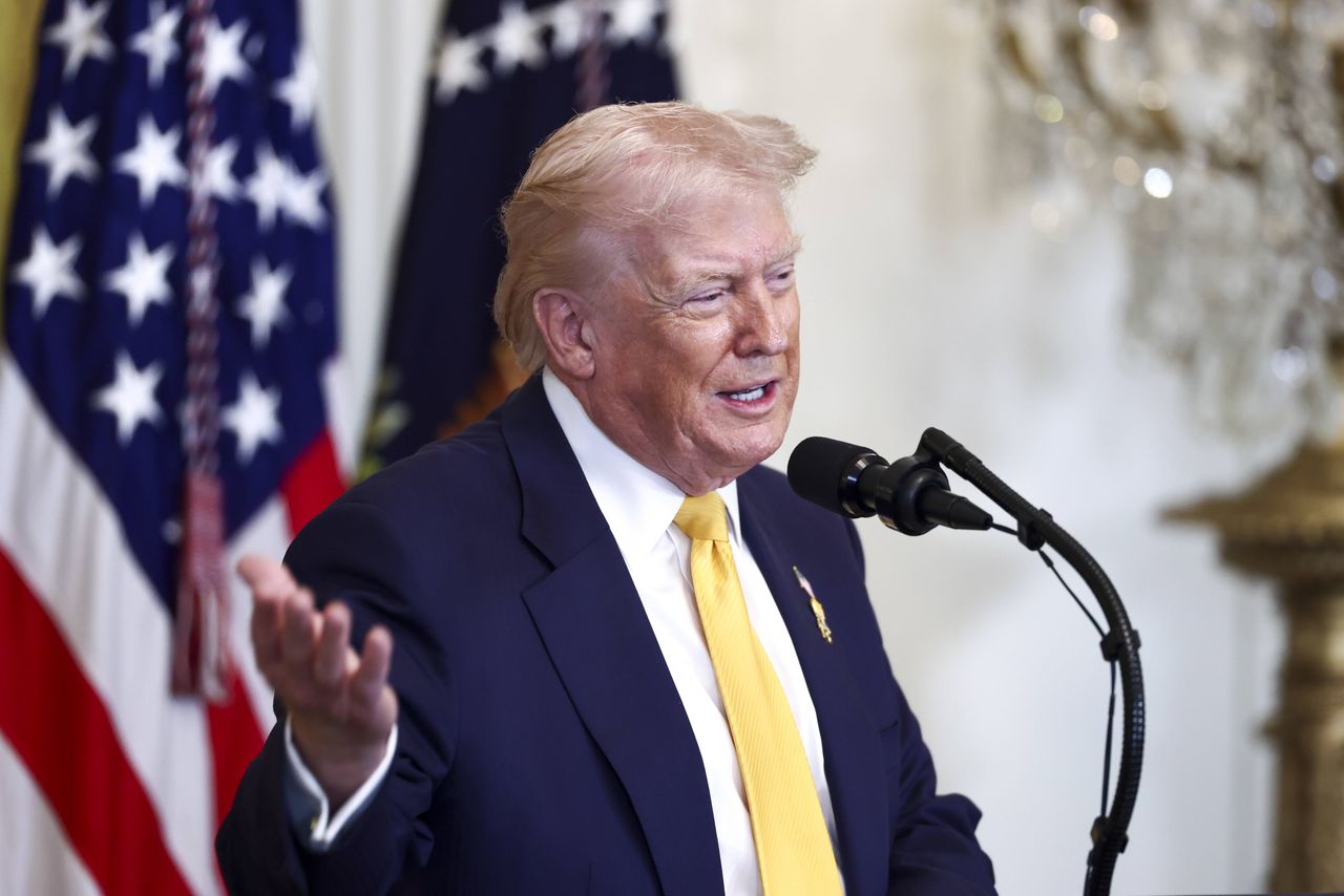 Trump znalazł sposób na zysk. Żąda fortuny