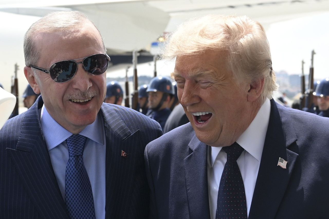 Trump znowu straszy ws. wojsk USA, wyrok dla Le Pen [SKRÓT DNIA]