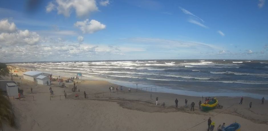 Wybrzeże walczy z uderzeniem żywiołu. Tak wyglądają plaże