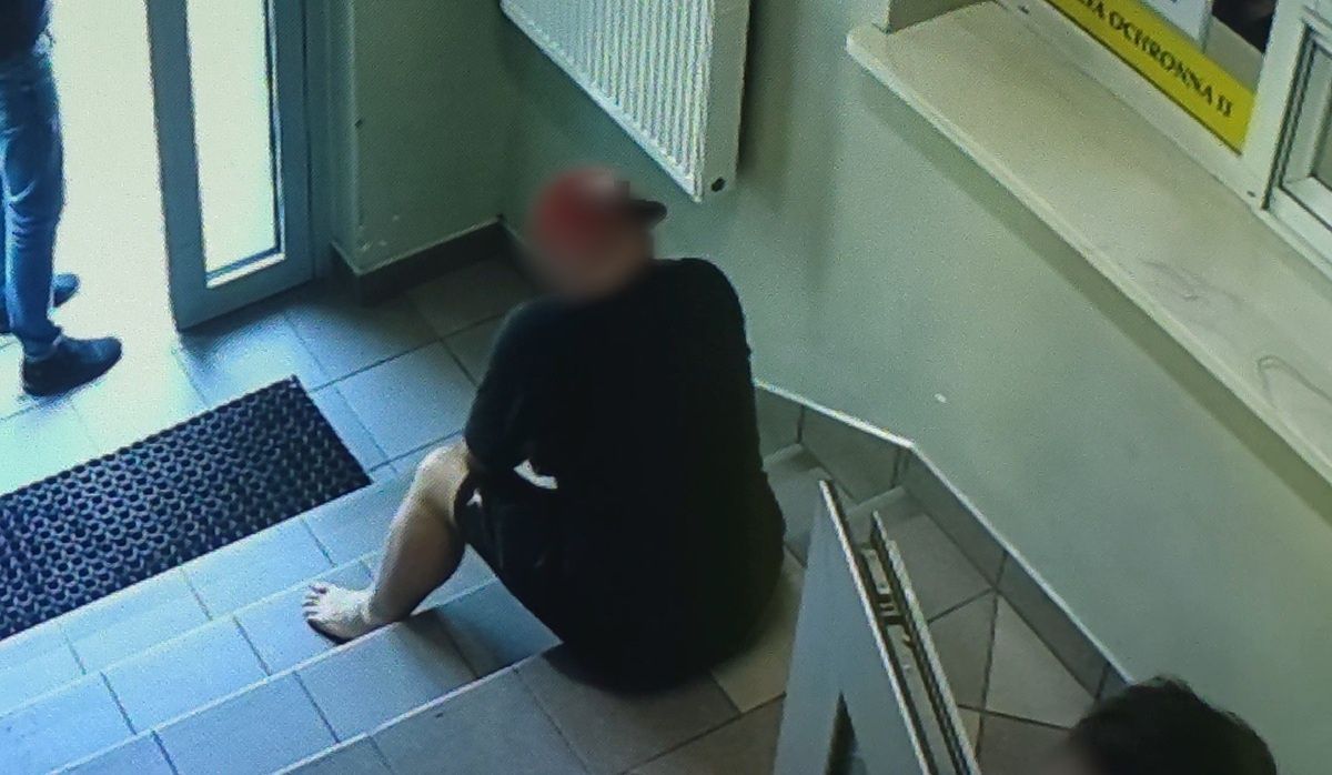 Zniszczony nagrobek ukraińskiego pisarza. Policja na Cmentarzu Rakowickim