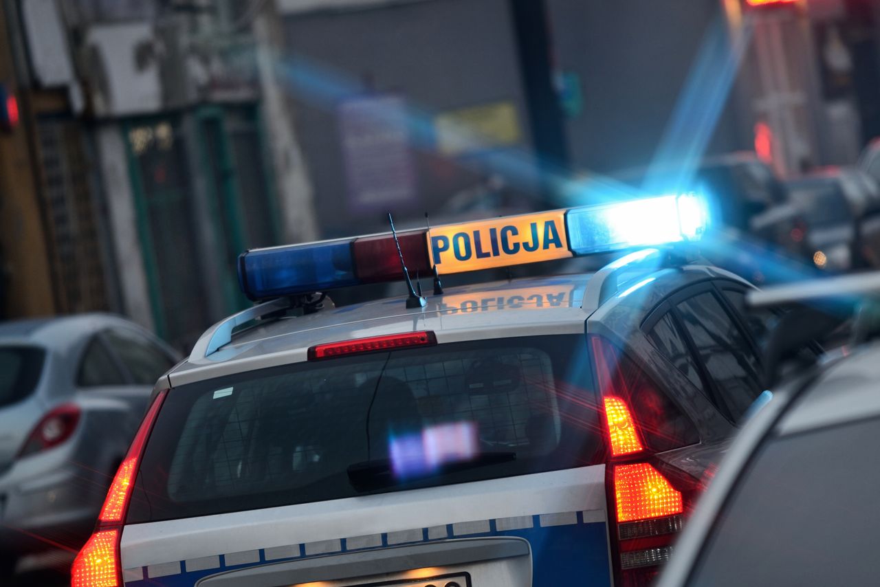 Auto z nastolatkami totalnie zmiażdżone. Tragiczny wypadek w Niemczech