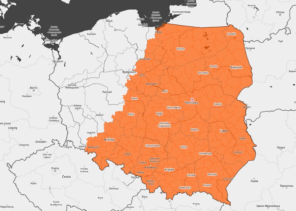 Burze spodziewane w kilkunastu województwach. Są alerty II stopnia